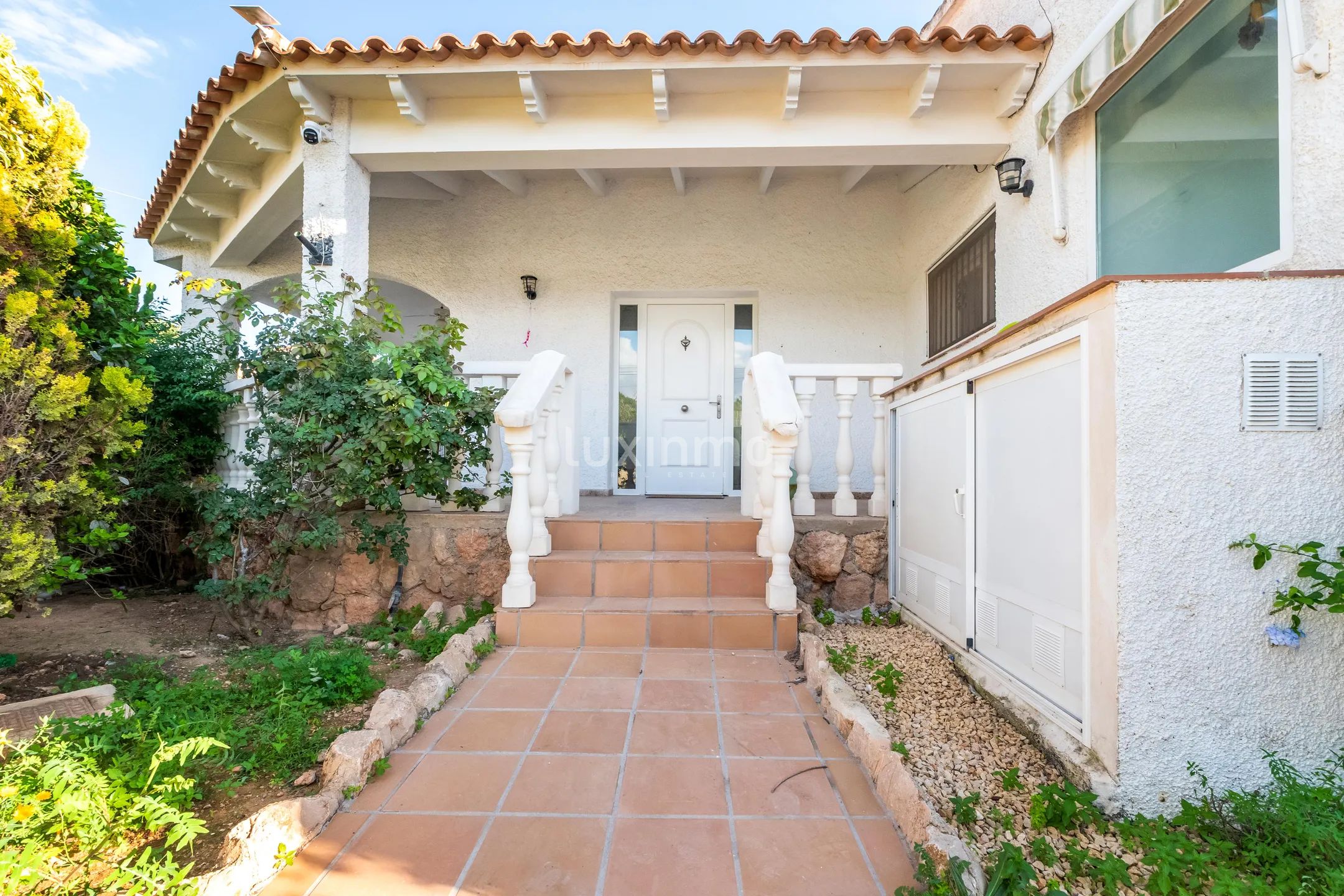 House with private pool for sale in Albir — photo 18