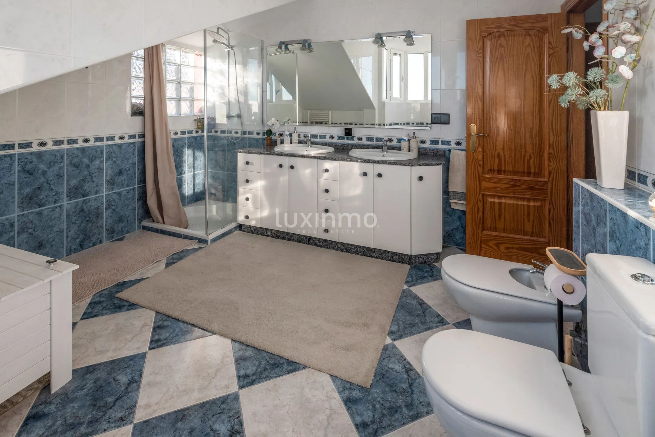 Stunning 5-Bedroom Modern Detached House with Sea Views in Mutxamel — photo 45