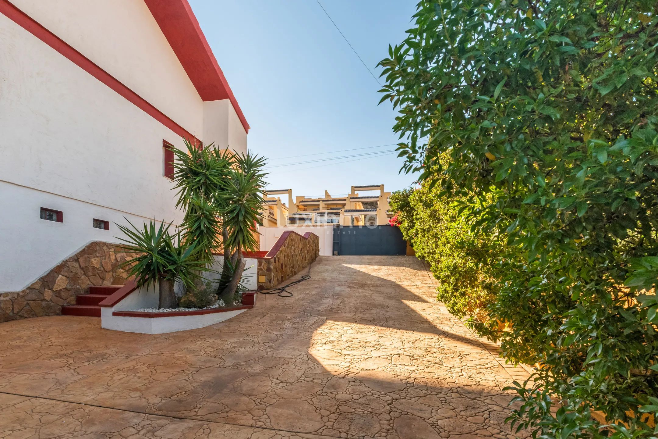 Stunning 5-Bedroom Modern Detached House with Sea Views in Mutxamel — photo 61