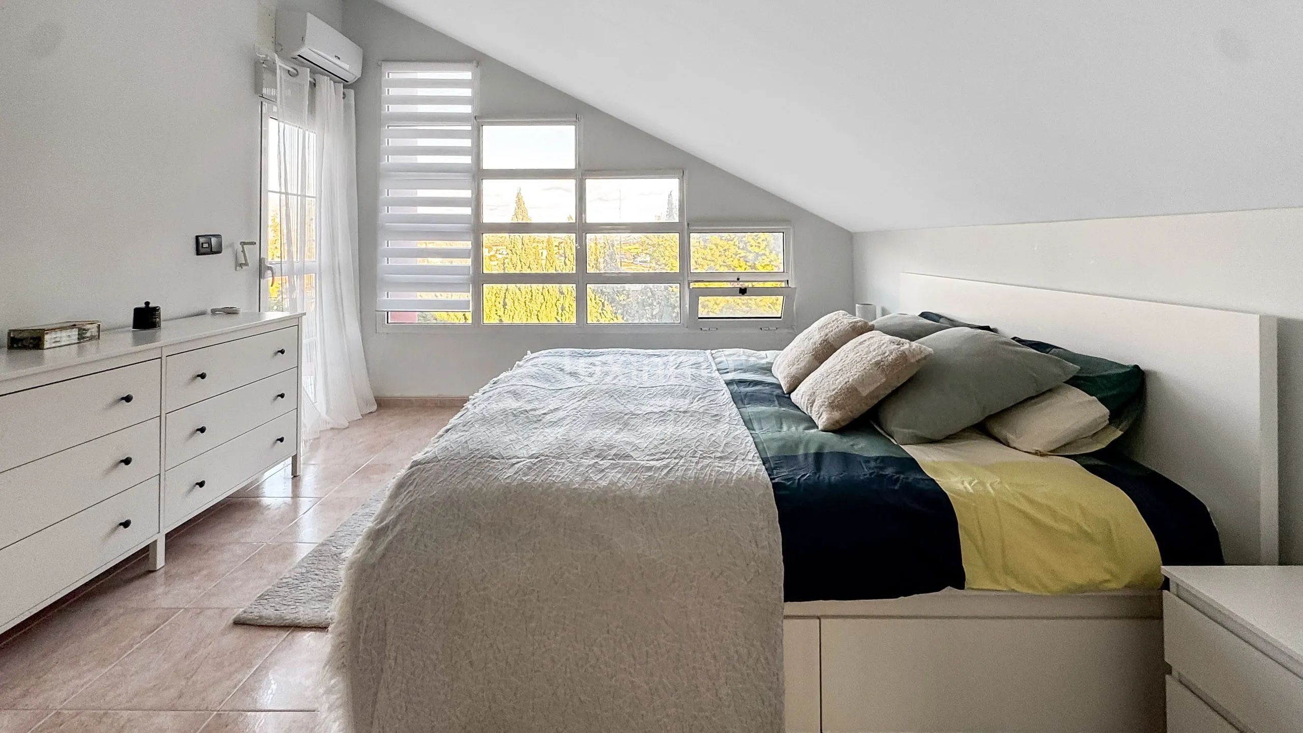 Stunning 5-Bedroom Modern Detached House with Sea Views in Mutxamel — photo 37