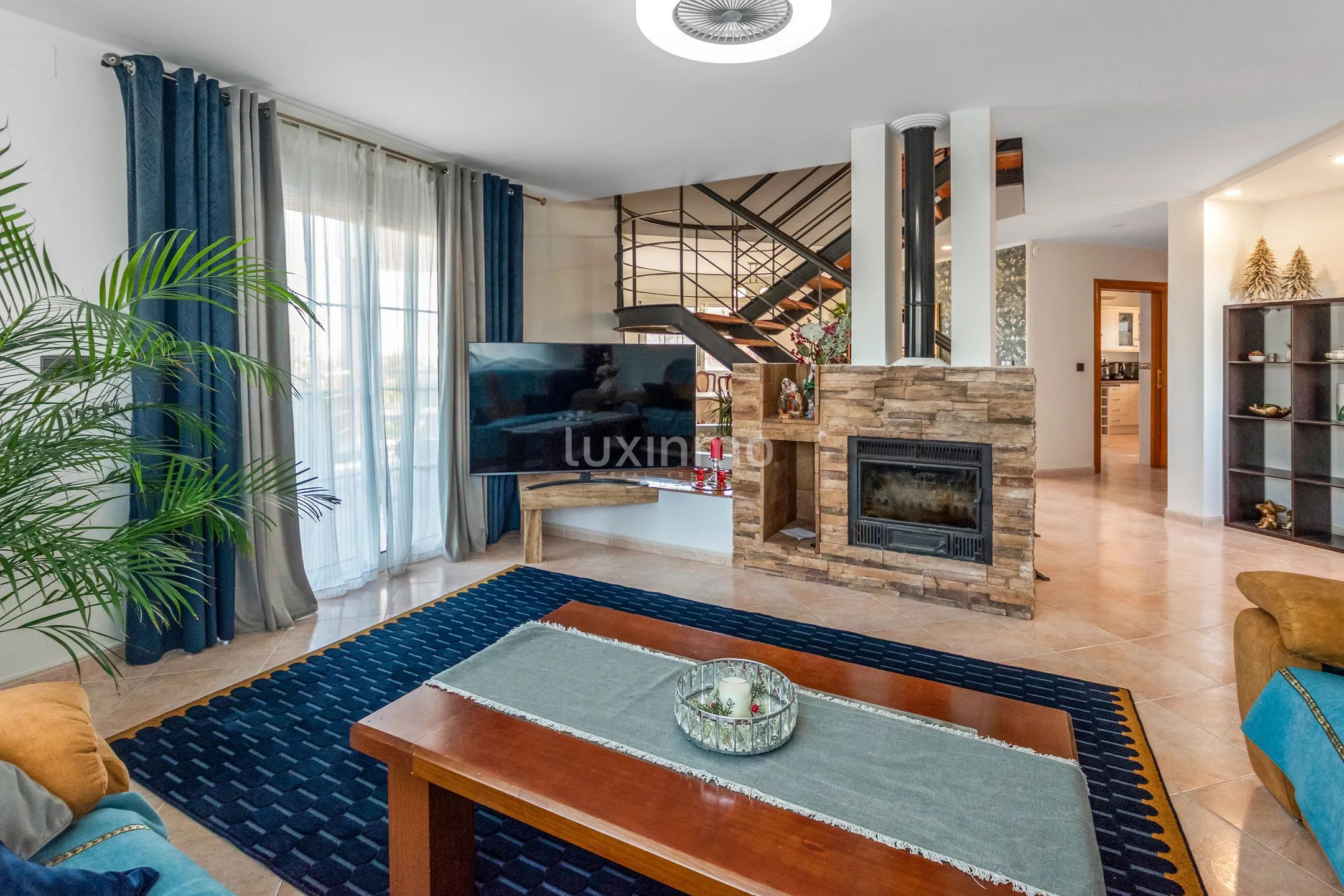 Stunning 5-Bedroom Modern Detached House with Sea Views in Mutxamel — photo 59