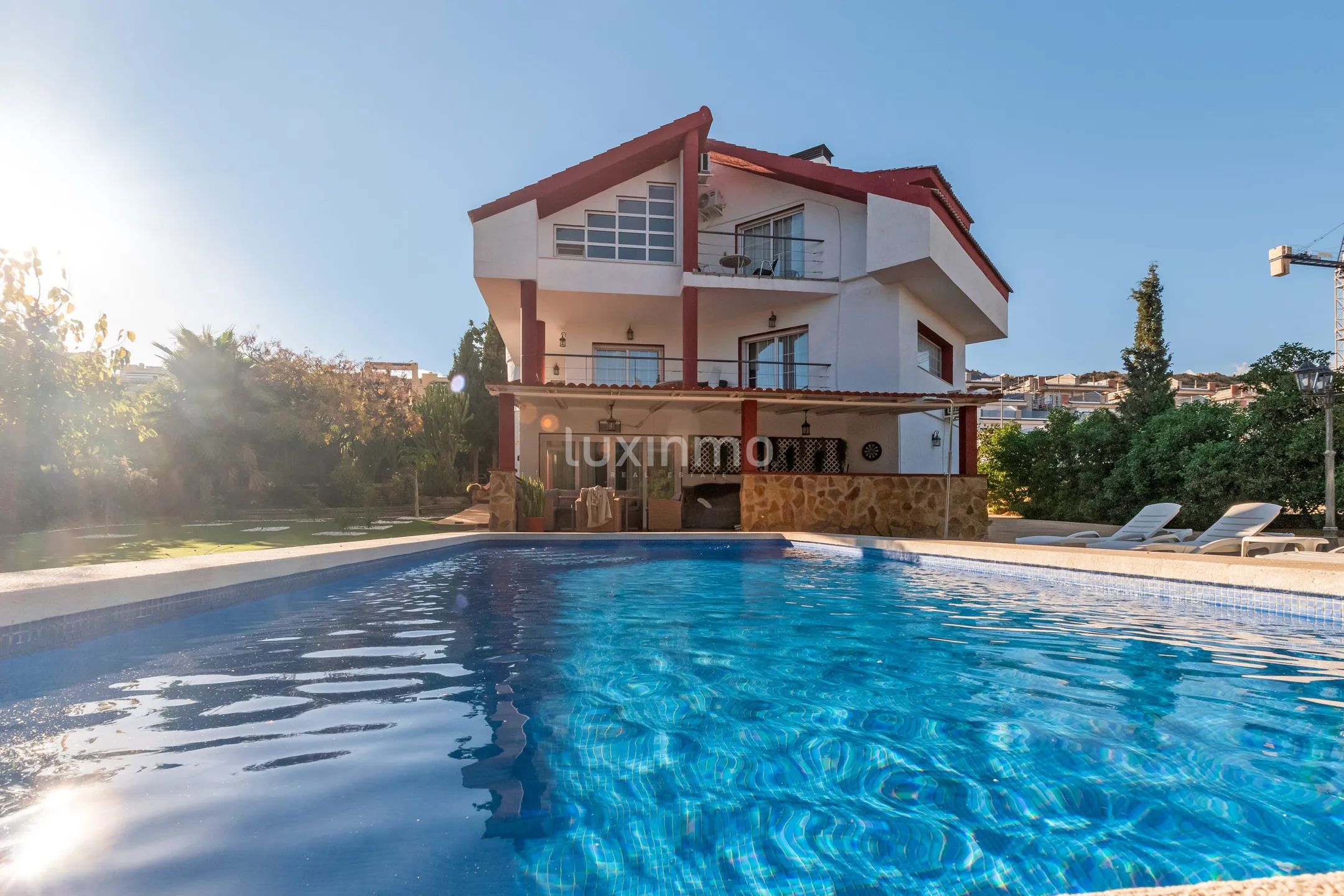 Stunning 5-Bedroom Modern Detached House with Sea Views in Mutxamel — photo 2
