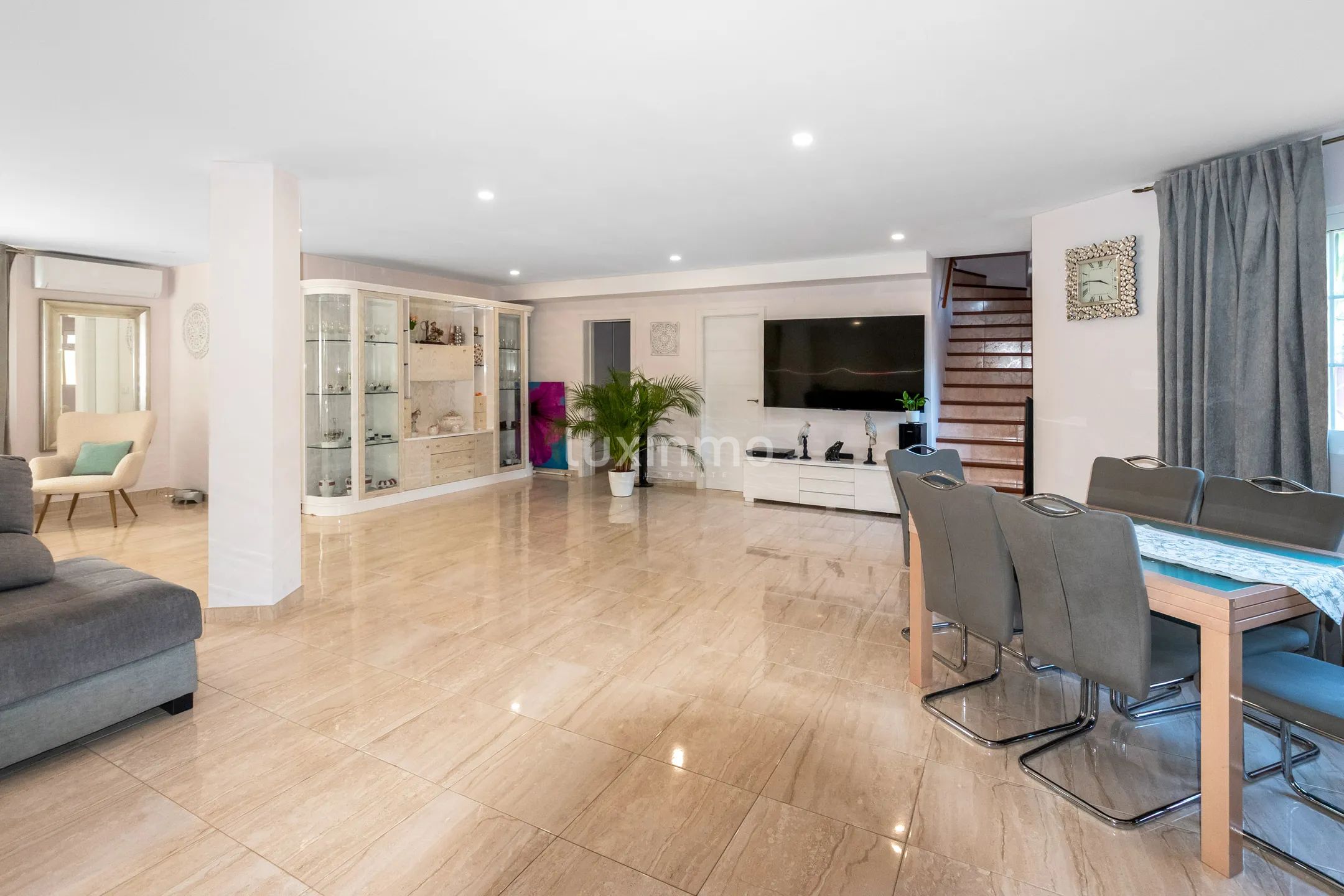 Stunning 5-Bedroom Modern Detached House with Sea Views in Mutxamel — photo 33