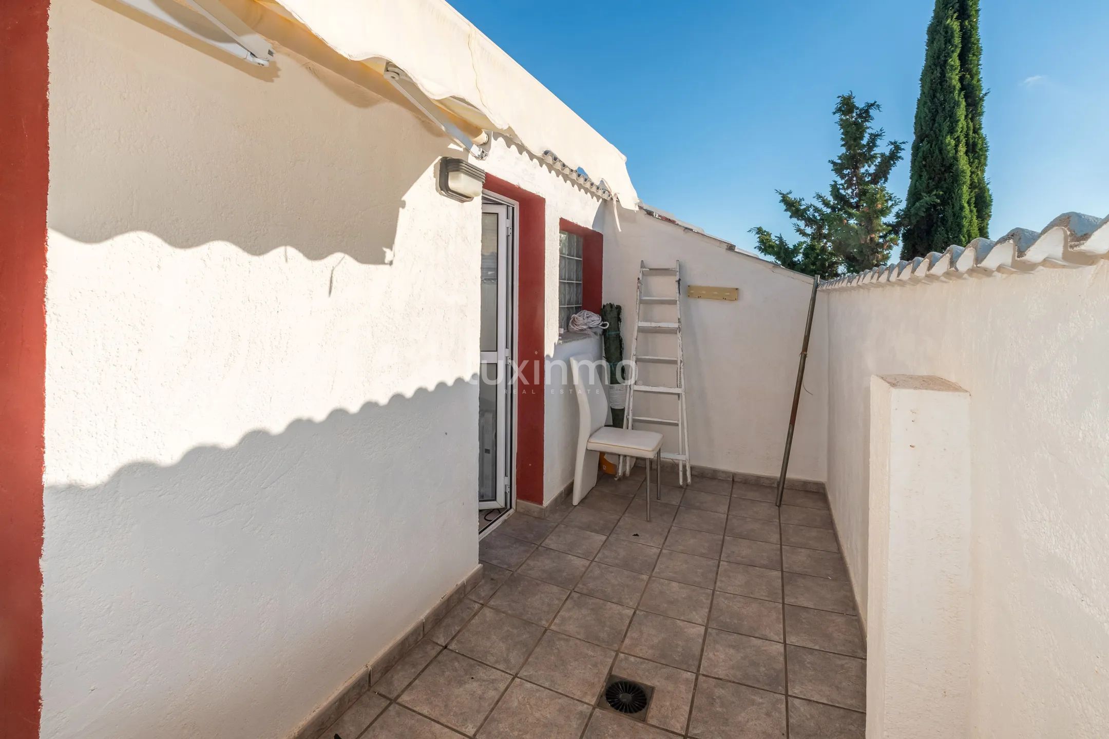 Stunning 5-Bedroom Modern Detached House with Sea Views in Mutxamel — photo 30