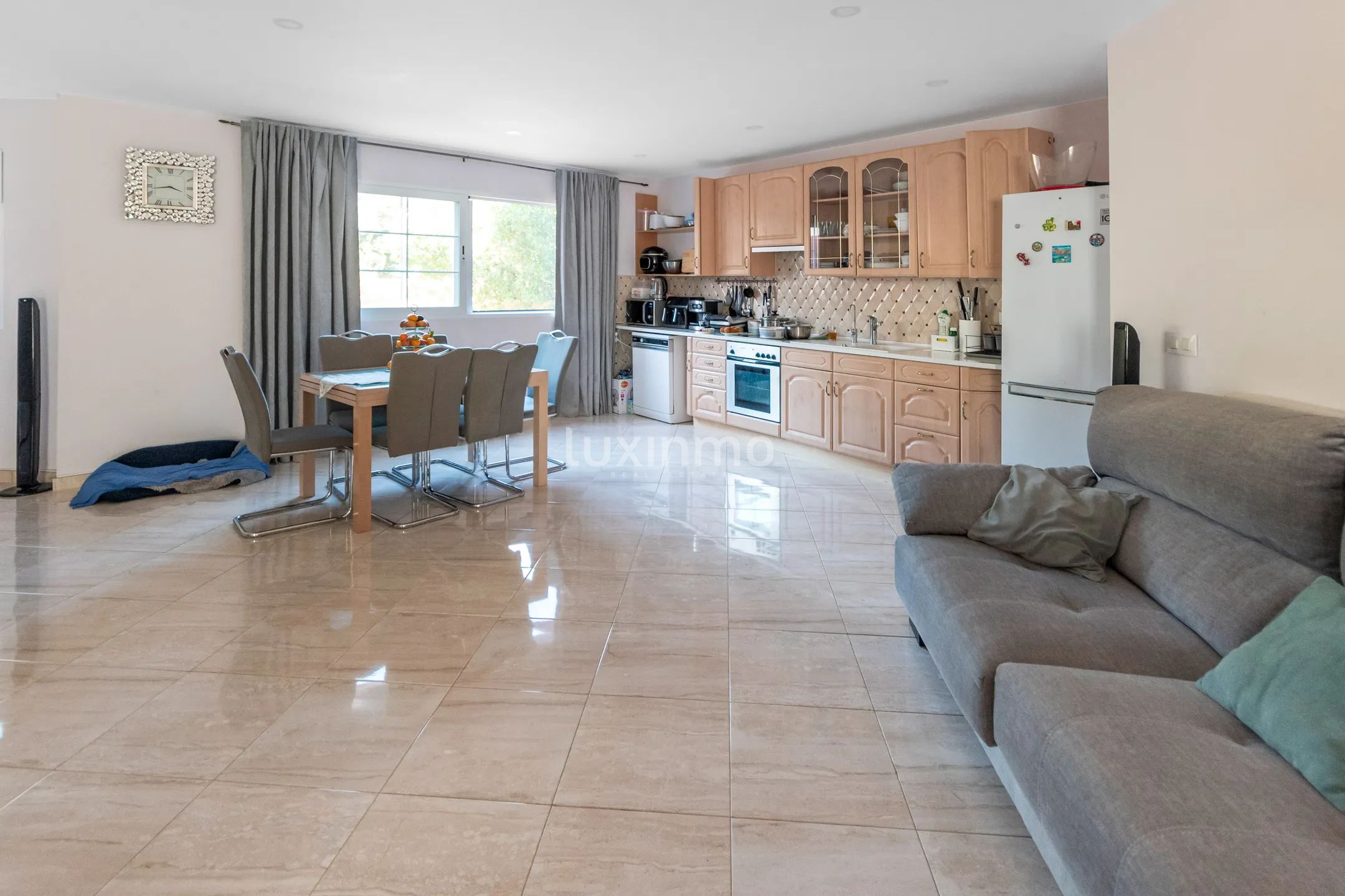 Stunning 5-Bedroom Modern Detached House with Sea Views in Mutxamel — photo 22