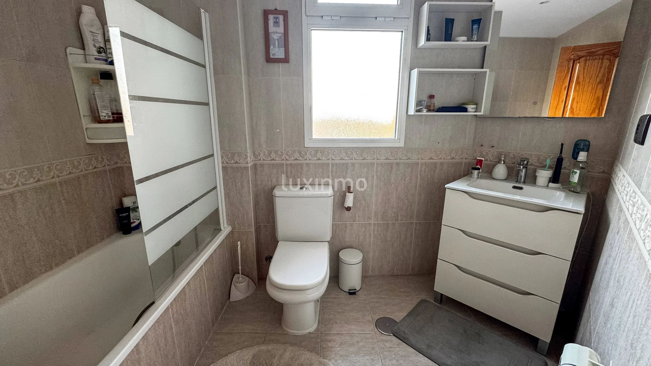 Oszałamiający nowoczesny dom wolnostojący z 5 sypialniami i widokiem na morze w Mutxamel — photo 16