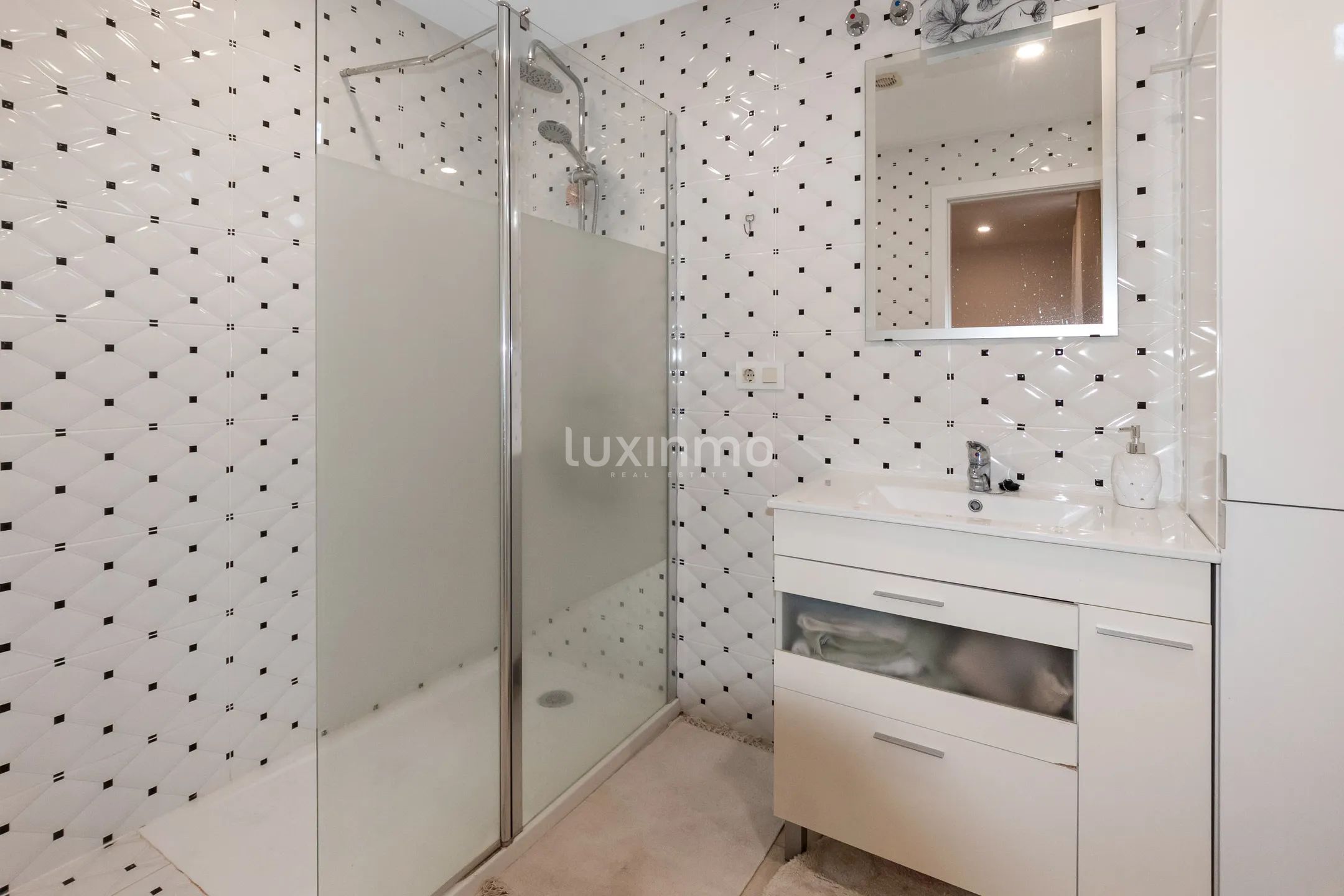 Stunning 5-Bedroom Modern Detached House with Sea Views in Mutxamel — photo 7