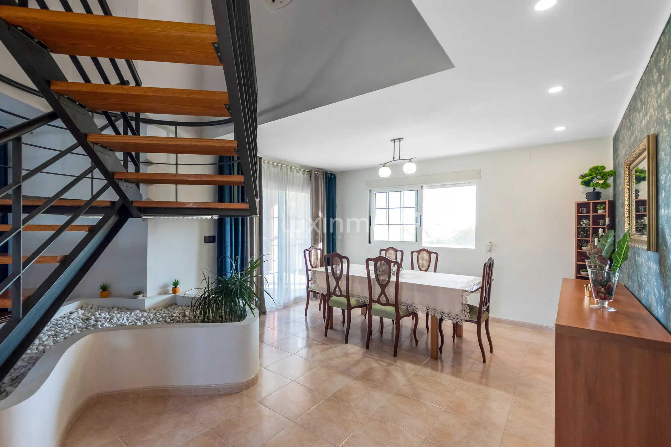 Stunning 5-Bedroom Modern Detached House with Sea Views in Mutxamel — photo 29