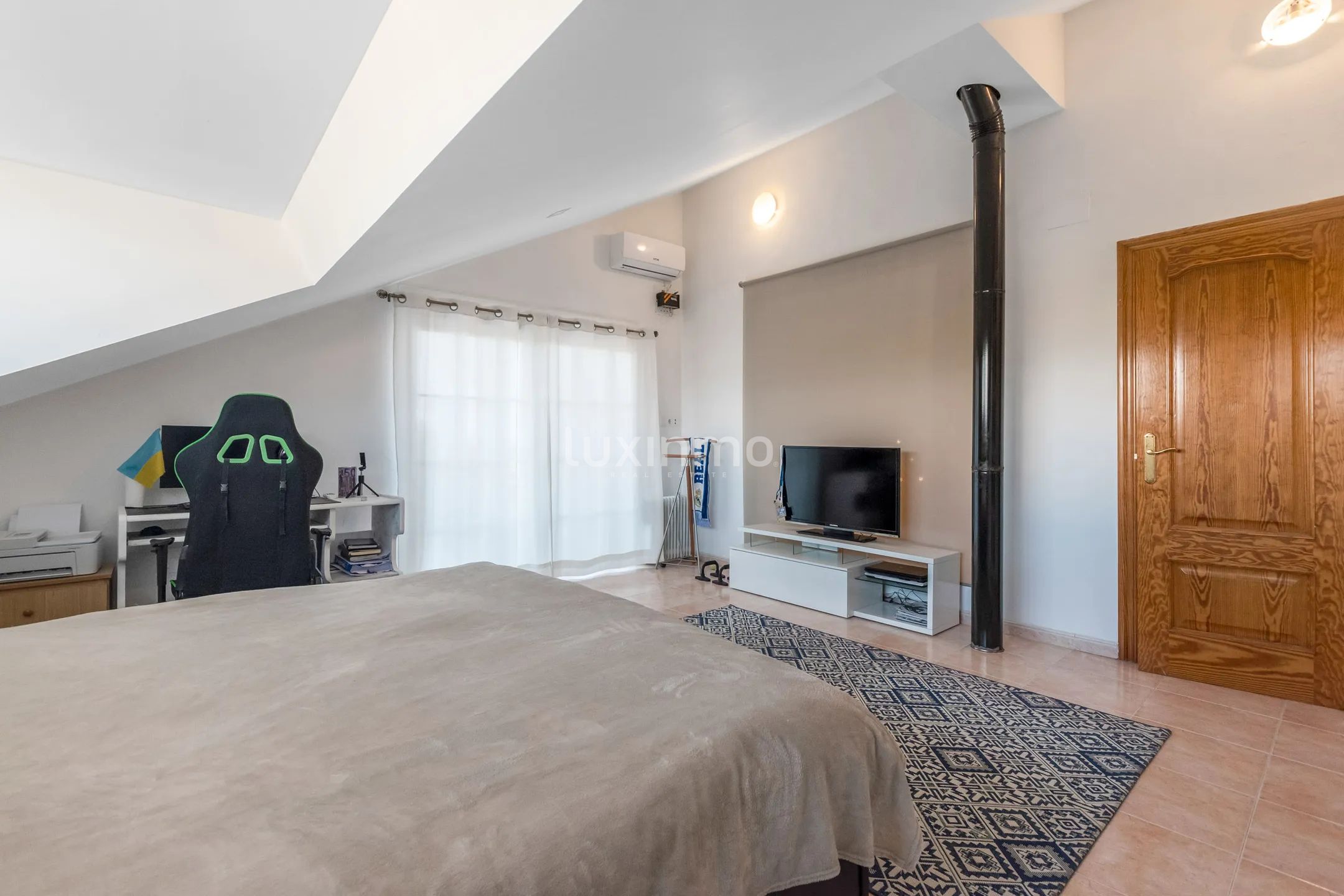 Stunning 5-Bedroom Modern Detached House with Sea Views in Mutxamel — photo 19