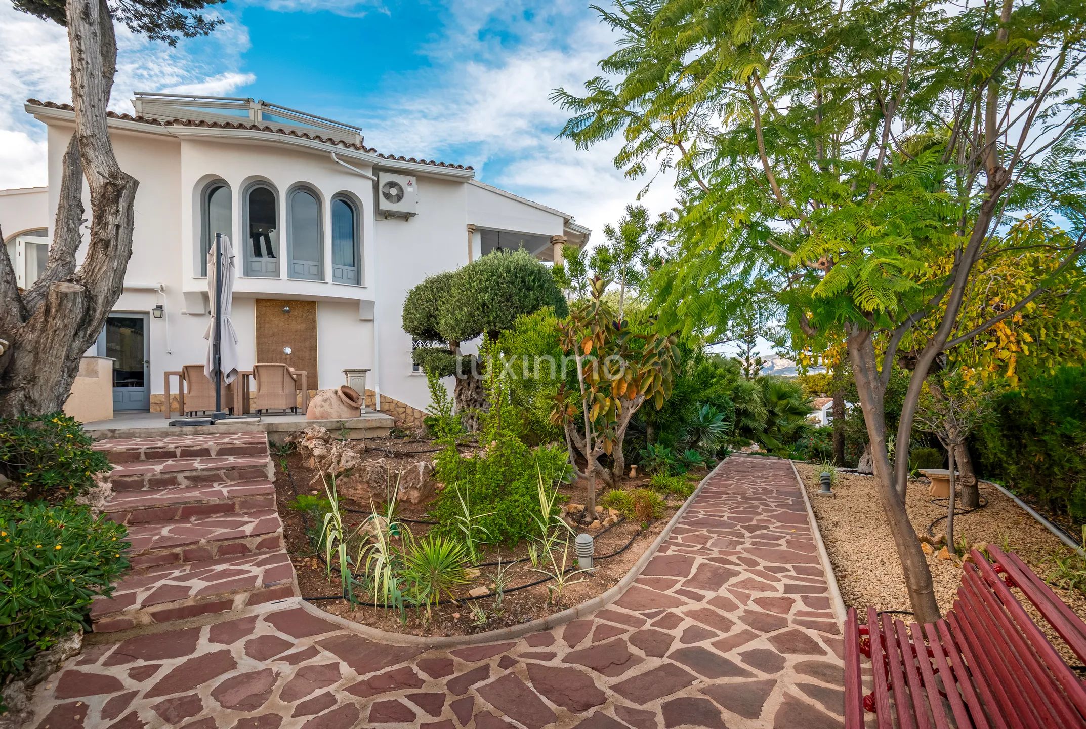 Majestetisk villa med havutsikt til salgs i Altea — photo 42