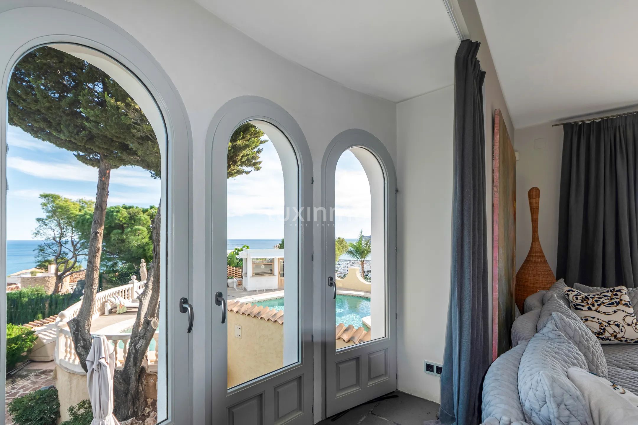 Majestetisk villa med havutsikt til salgs i Altea — photo 9