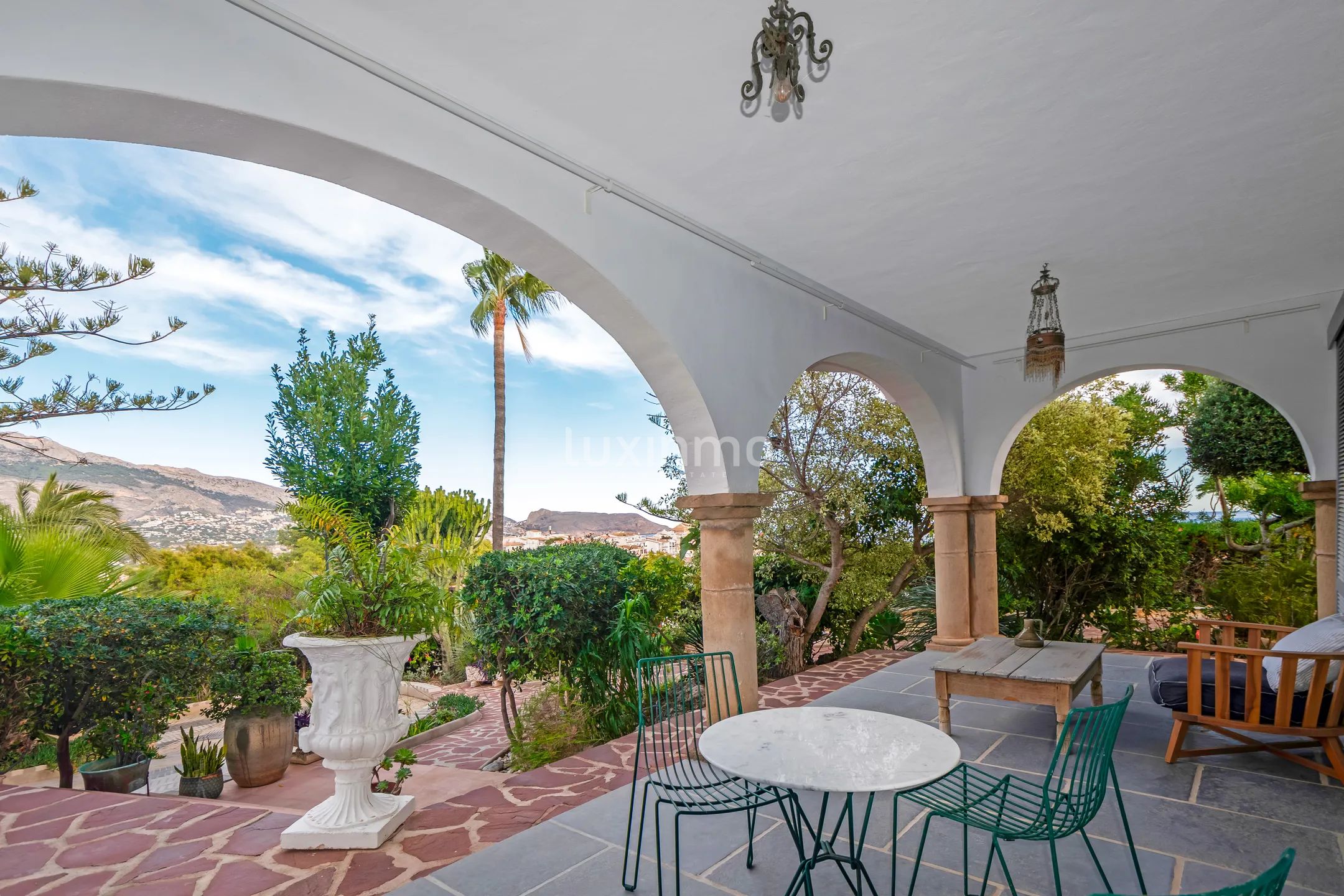 Majestetisk villa med havutsikt til salgs i Altea — photo 27