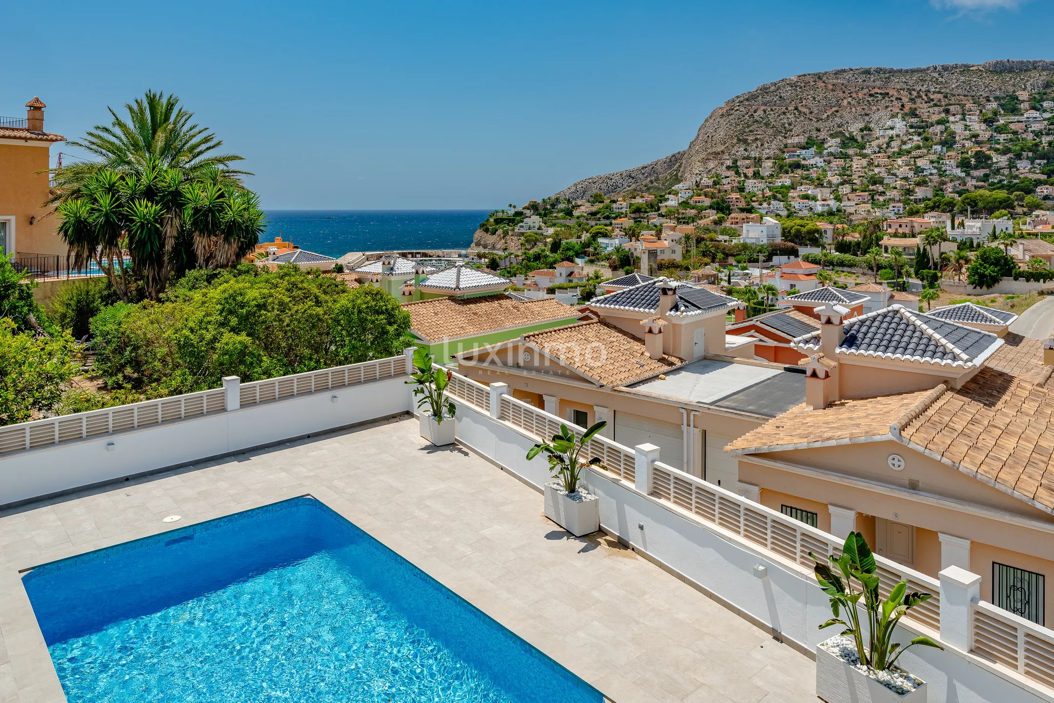 Wunderschöne renovierte Villa mit Meerblick in Calpe, Costa Blanca — photo 41
