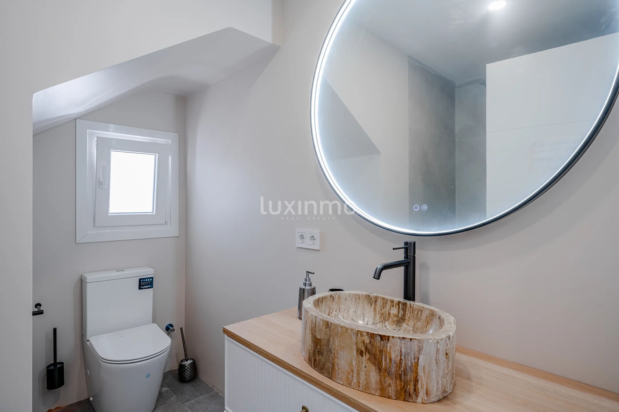 Stunning remodeled sea view villa in Calpe, Costa Blanca — photo 16