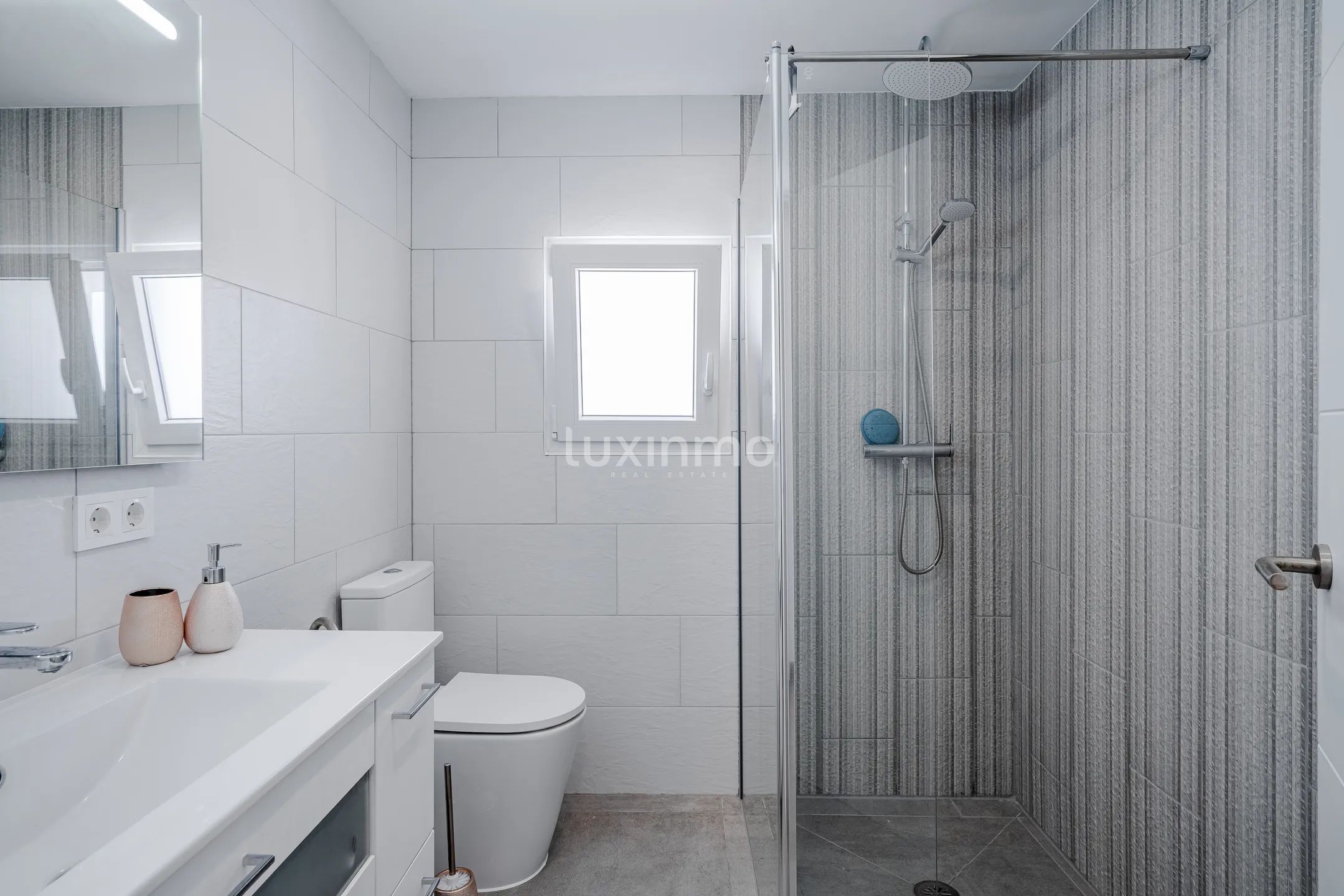 Wunderschöne renovierte Villa mit Meerblick in Calpe, Costa Blanca — photo 24