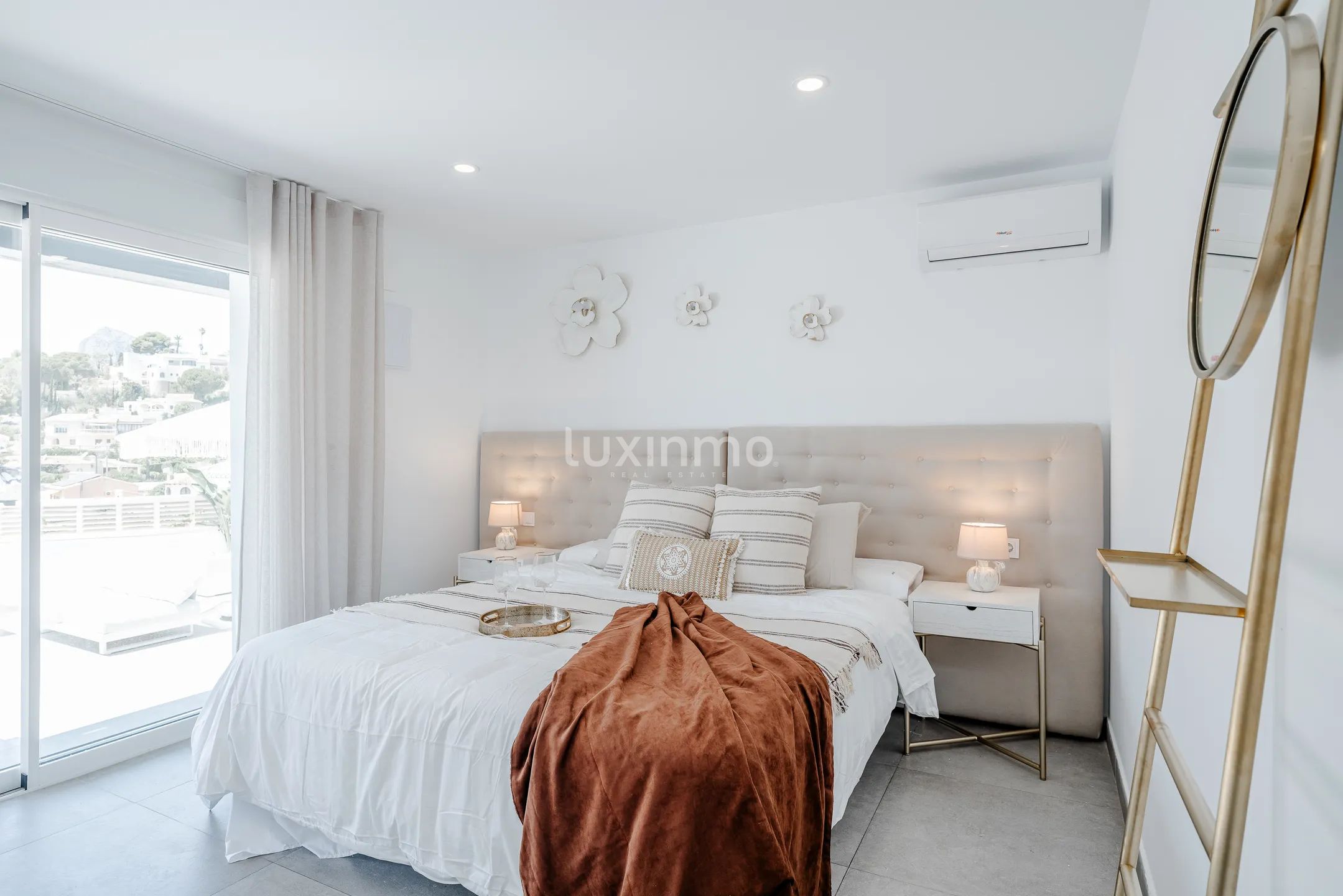 Wunderschöne renovierte Villa mit Meerblick in Calpe, Costa Blanca — photo 14