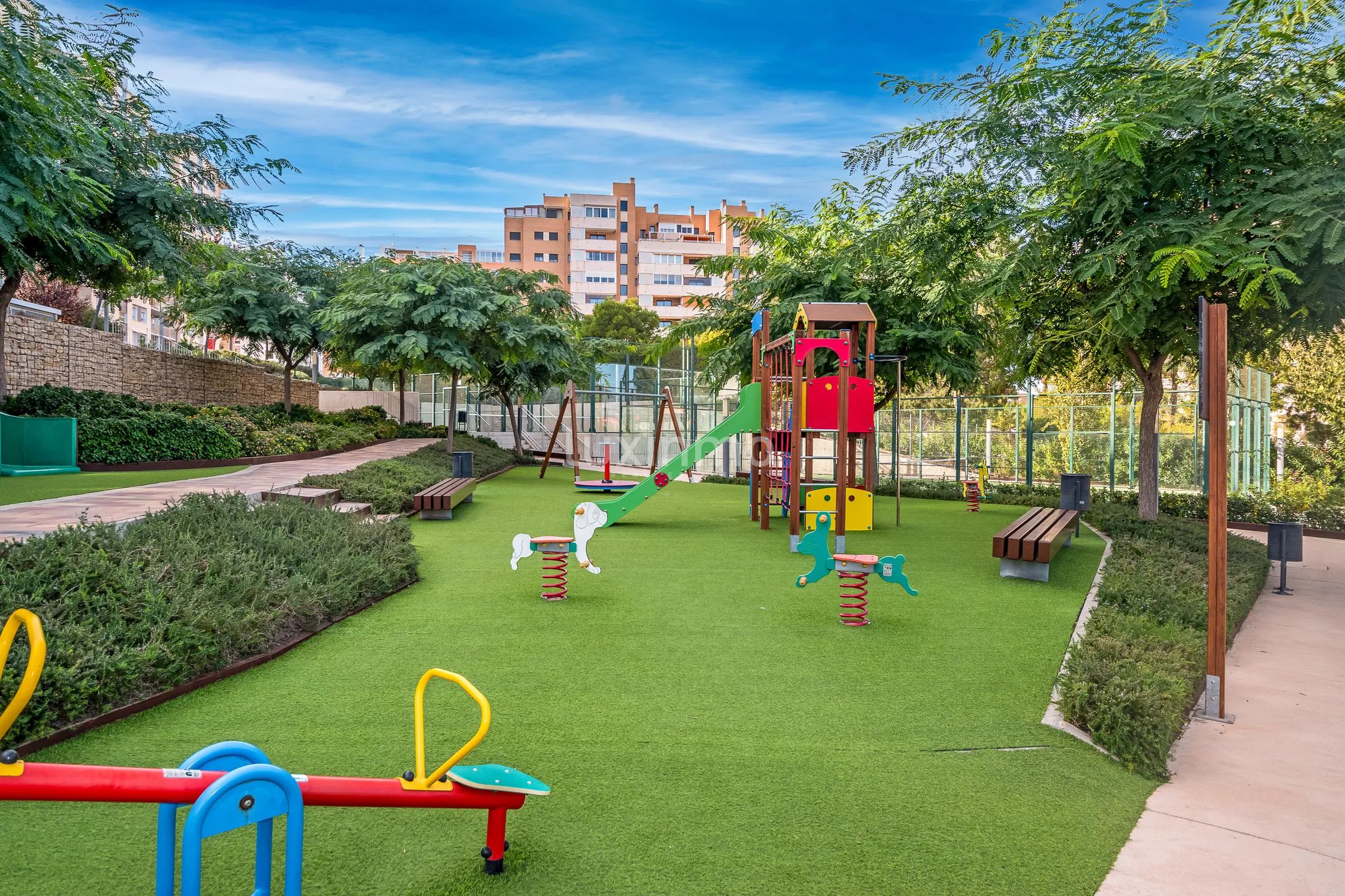 Lujoso apartamento de 4 dormitorios en Playa de San Juan, Alicante — photo 51