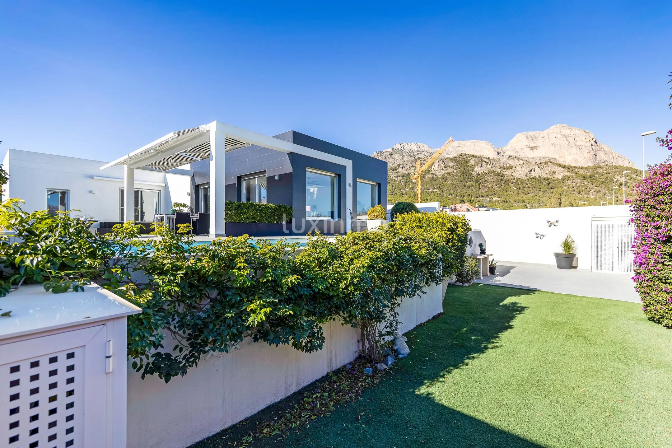 Modern 2 bedroom villa for sale with open views in Polop — photo 12
