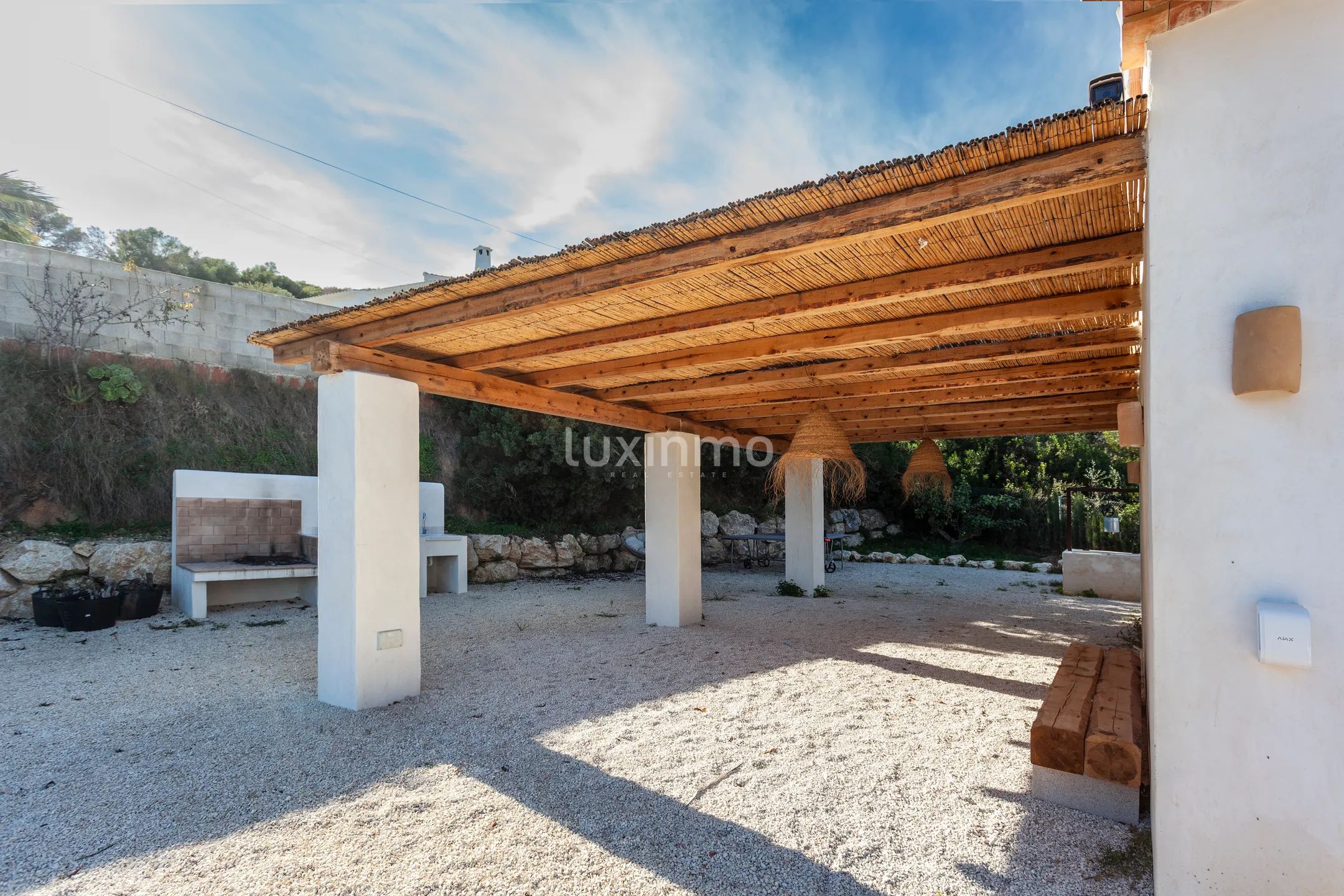 Encantadora casa independiente con vistas panorámicas en alquiler en Benissa La Fustera — photo 5
