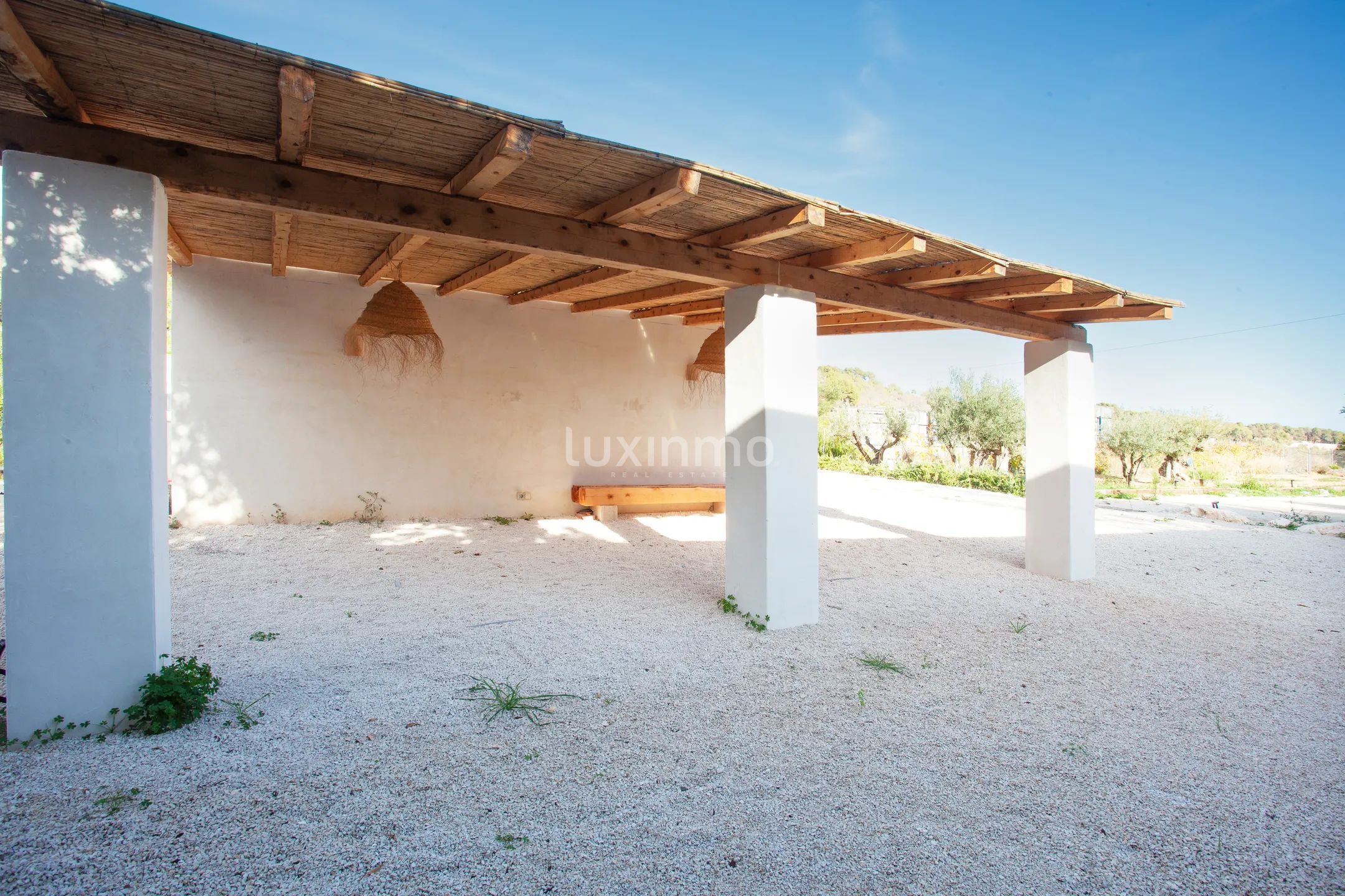 Encantadora casa independiente con vistas panorámicas en alquiler en Benissa La Fustera — photo 6