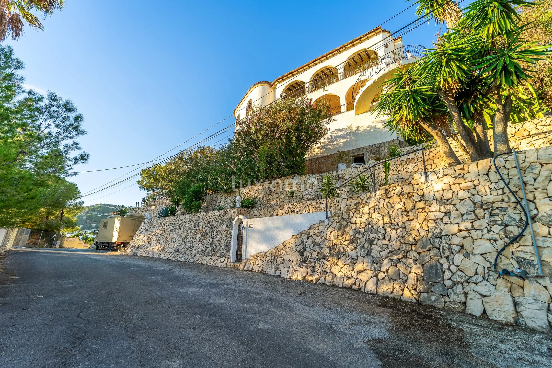 Mediterranean villa with sea views and sunny south-facing orientation in Benissa — photo 30