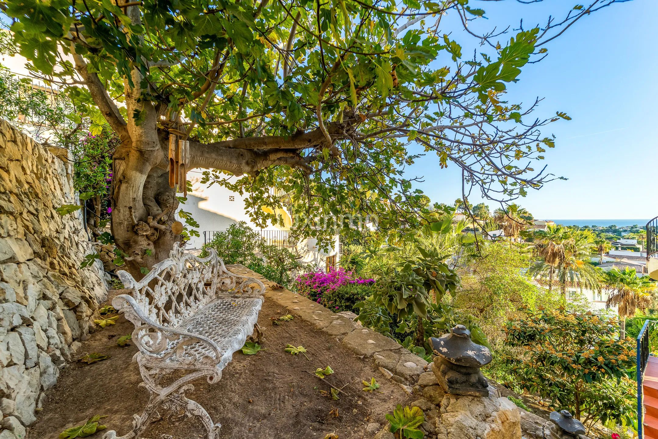 Villa mediterránea con vistas al mar y soleada orientación sur en Benissa — photo 27