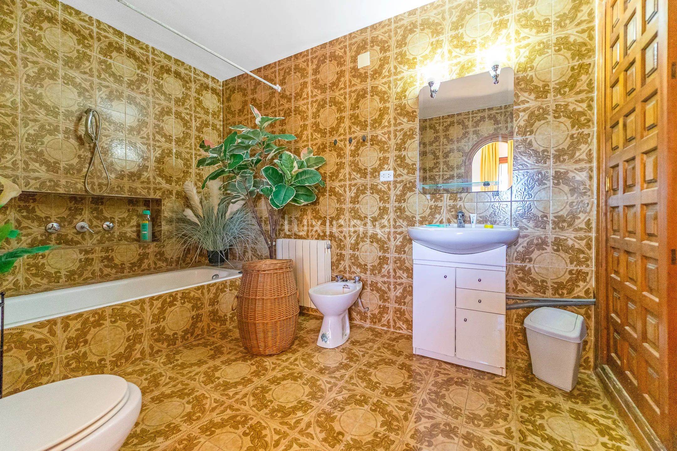 Mediterranean villa with sea views and sunny south-facing orientation in Benissa — photo 20