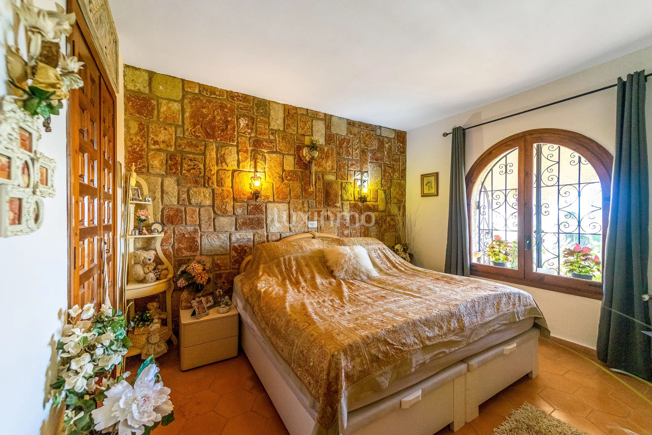 Mediterranean villa with sea views and sunny south-facing orientation in Benissa — photo 9