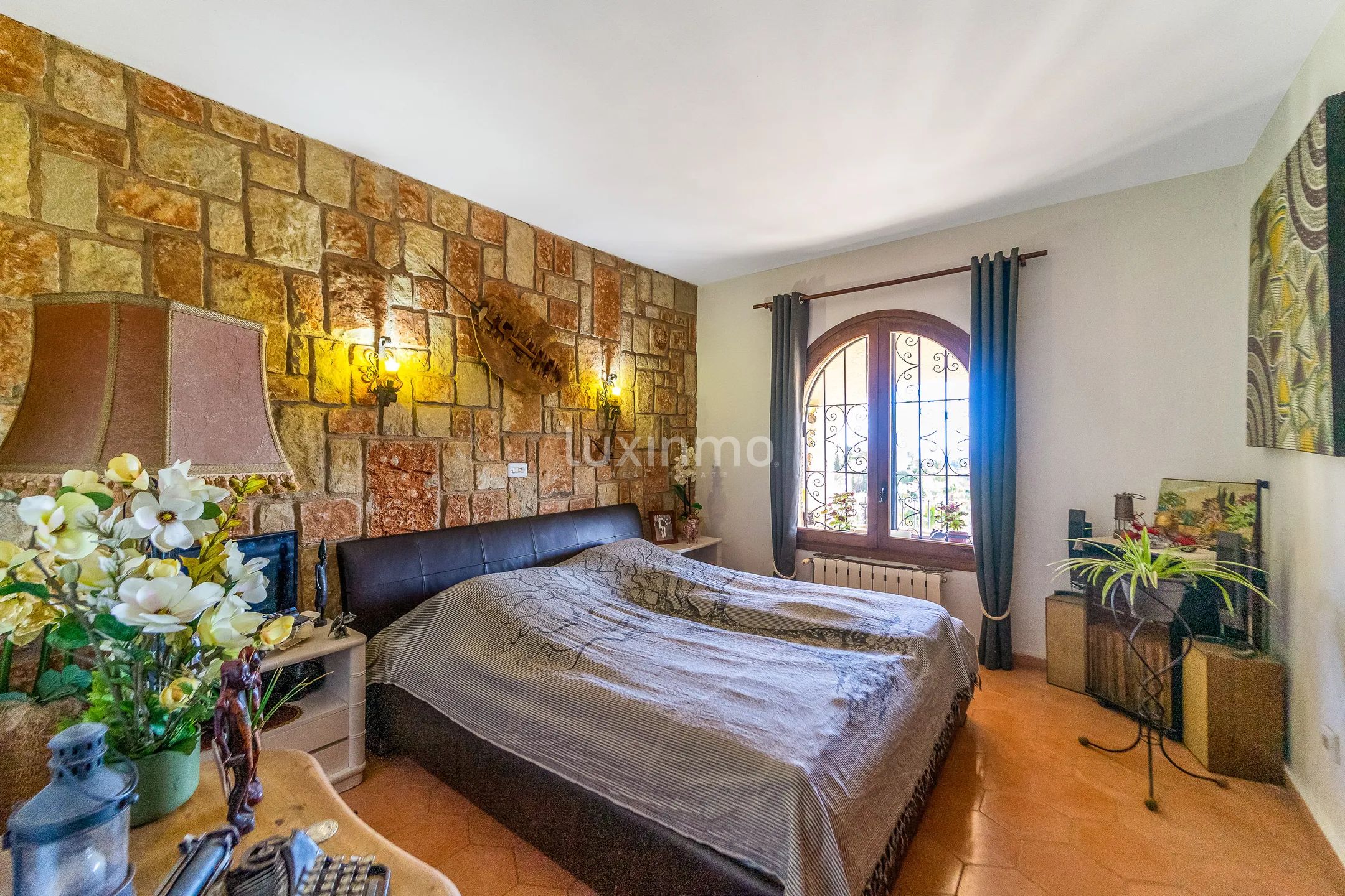 Mediterranean villa with sea views and sunny south-facing orientation in Benissa — photo 12