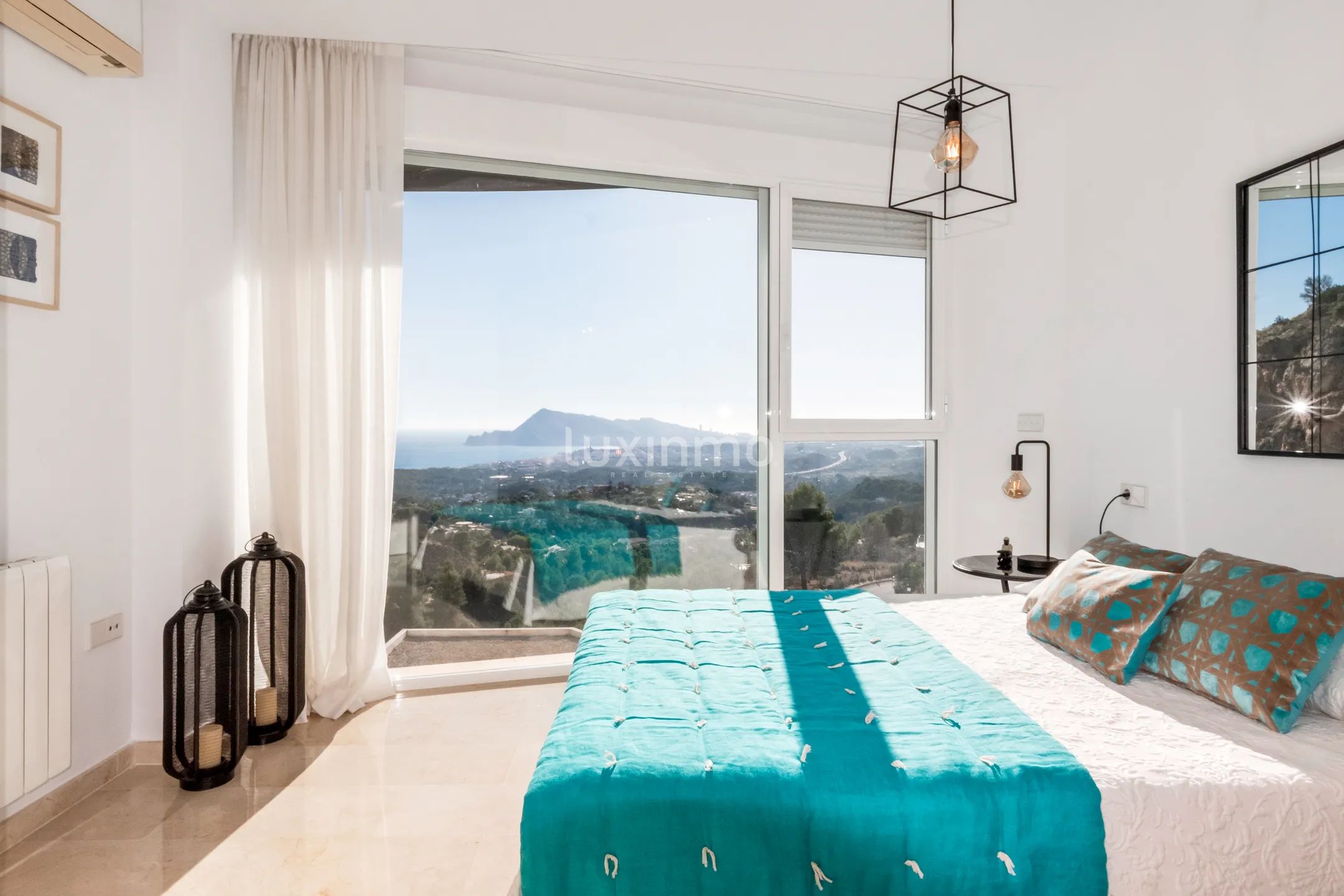 Villa with sea views for sale in Altea — photo 18