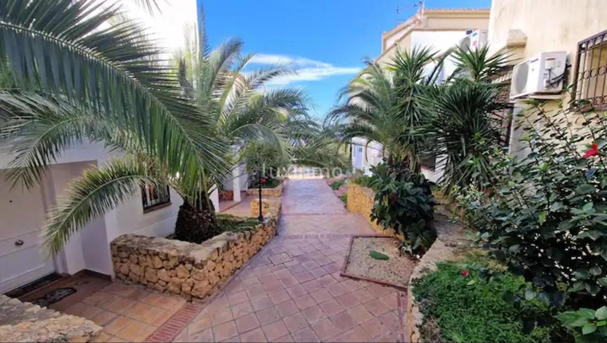 Очаровательный средиземноморский таунхаус с видом на море в Гольф Баия, Финестрат — photo 30