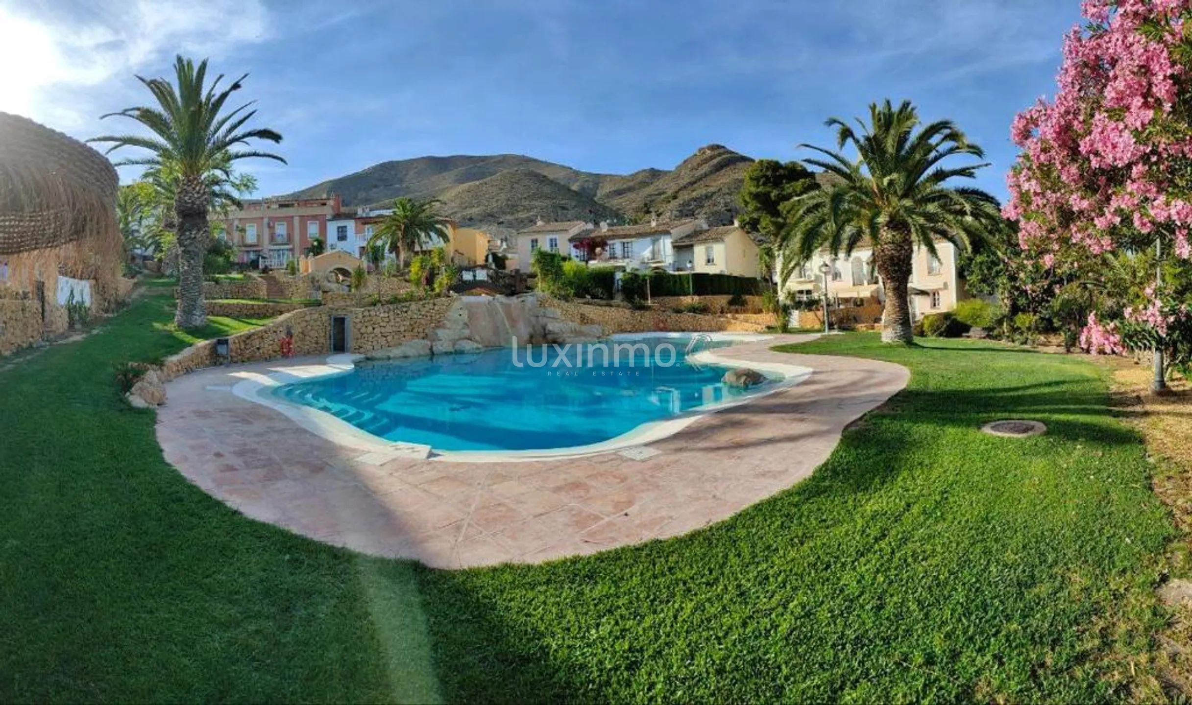 Очаровательный средиземноморский таунхаус с видом на море в Гольф Баия, Финестрат — photo 33