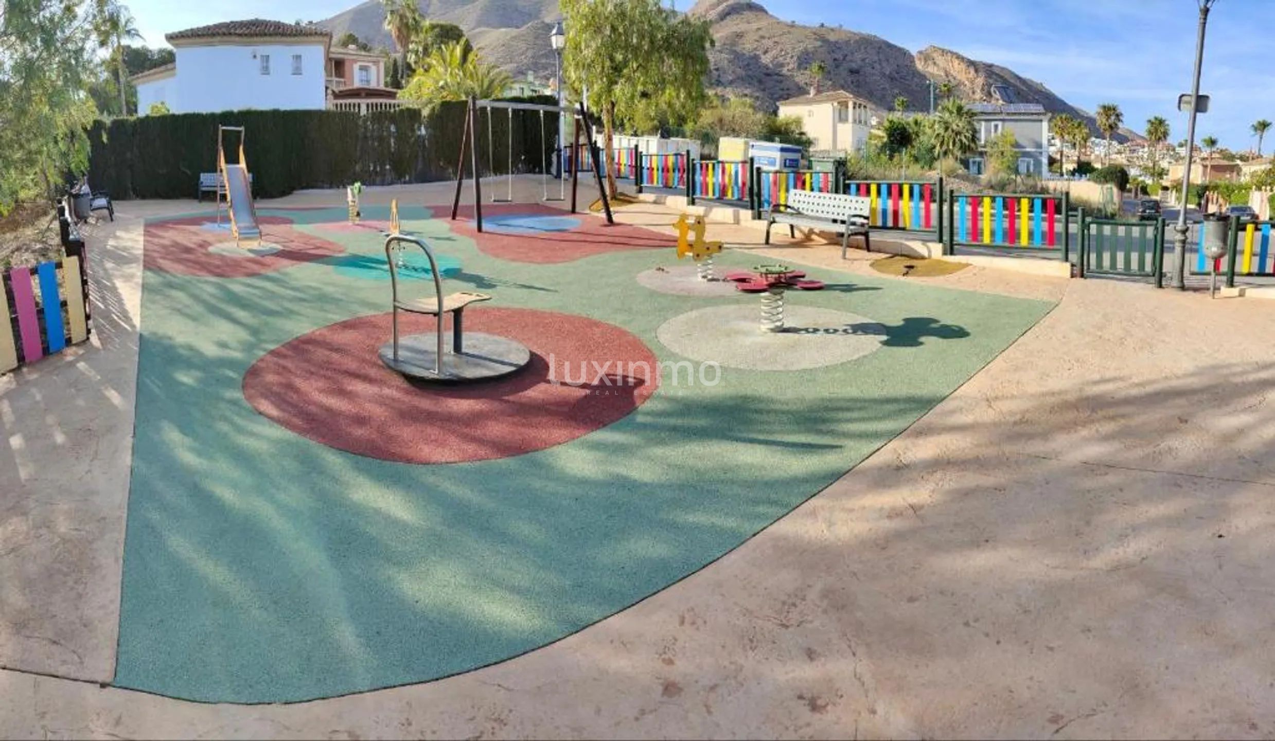 Очаровательный средиземноморский таунхаус с видом на море в Гольф Баия, Финестрат — photo 28