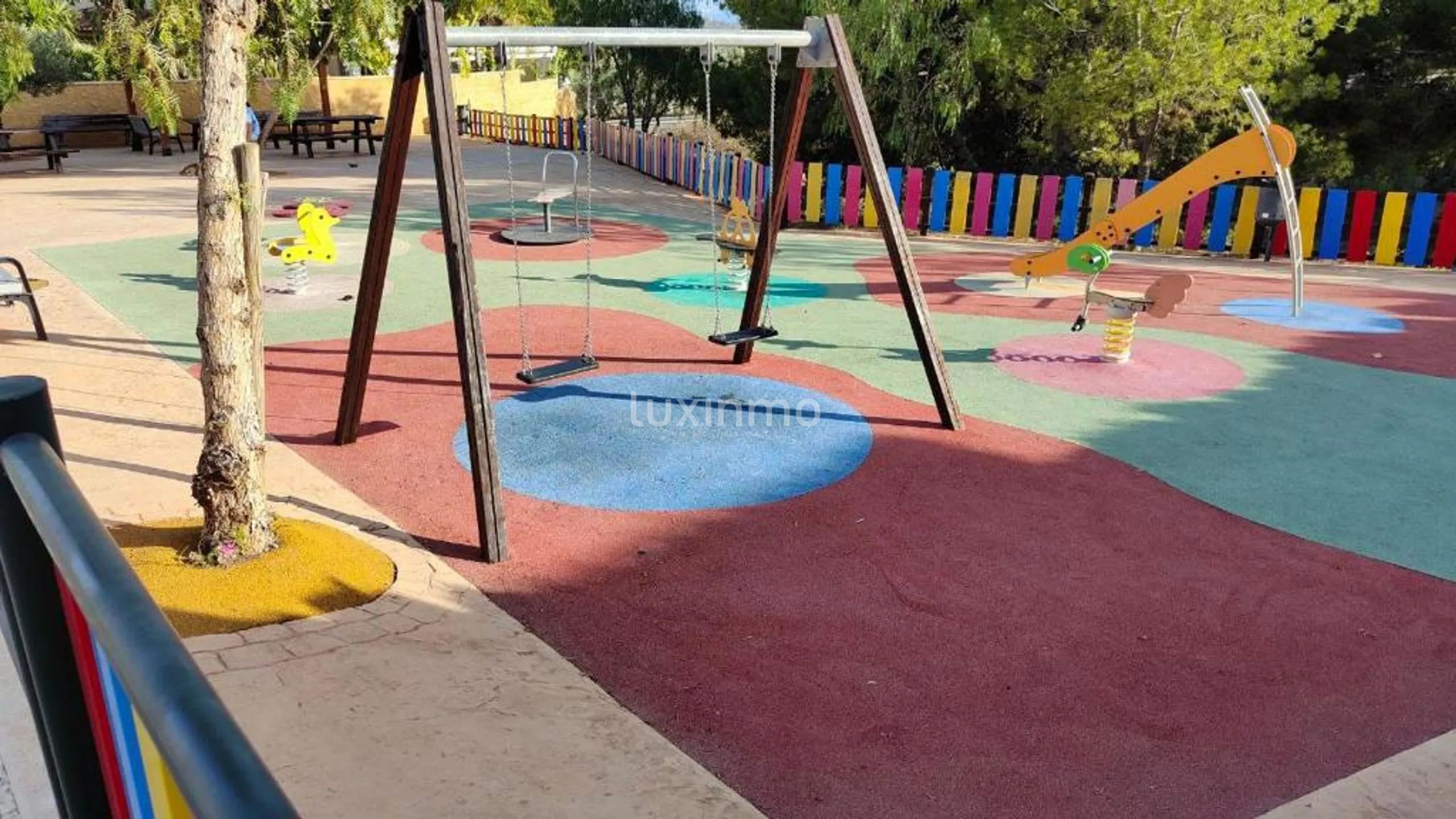 Очаровательный средиземноморский таунхаус с видом на море в Гольф Баия, Финестрат — photo 31