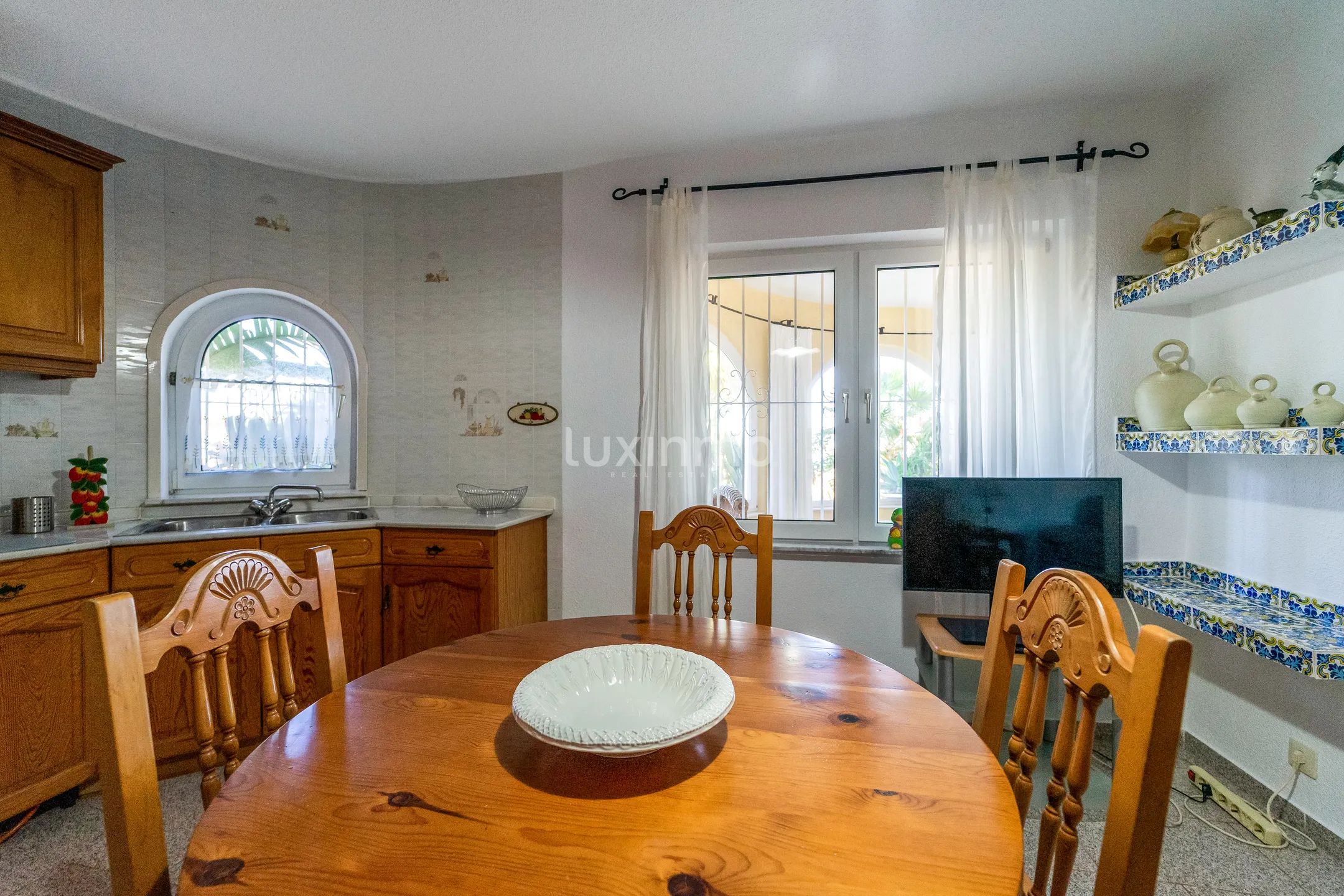 Impresionante villa mediterránea de 5 dormitorios con preciosas vistas al mar en Calpe — photo 28