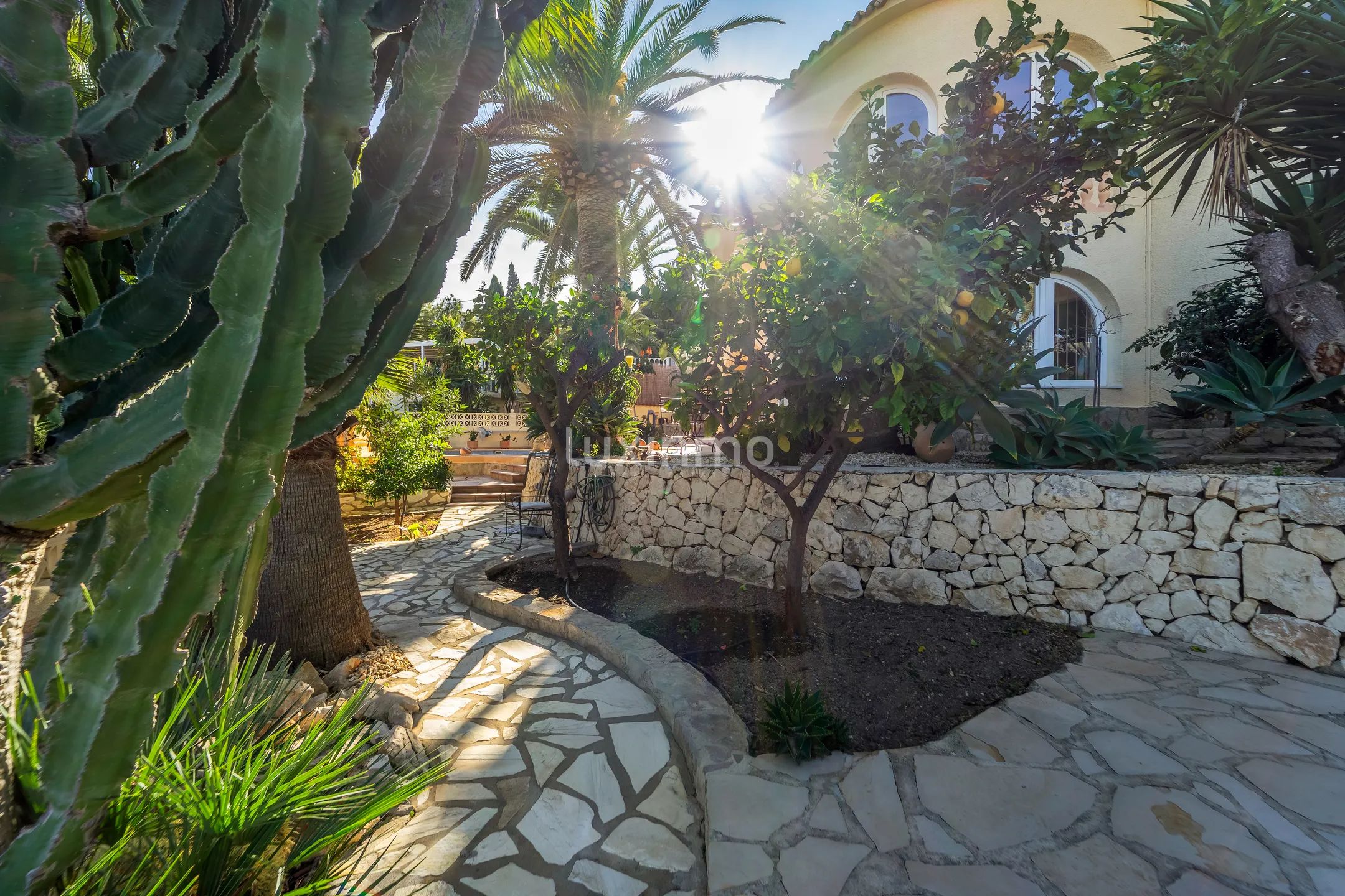 Impresionante villa mediterránea de 5 dormitorios con preciosas vistas al mar en Calpe — photo 42