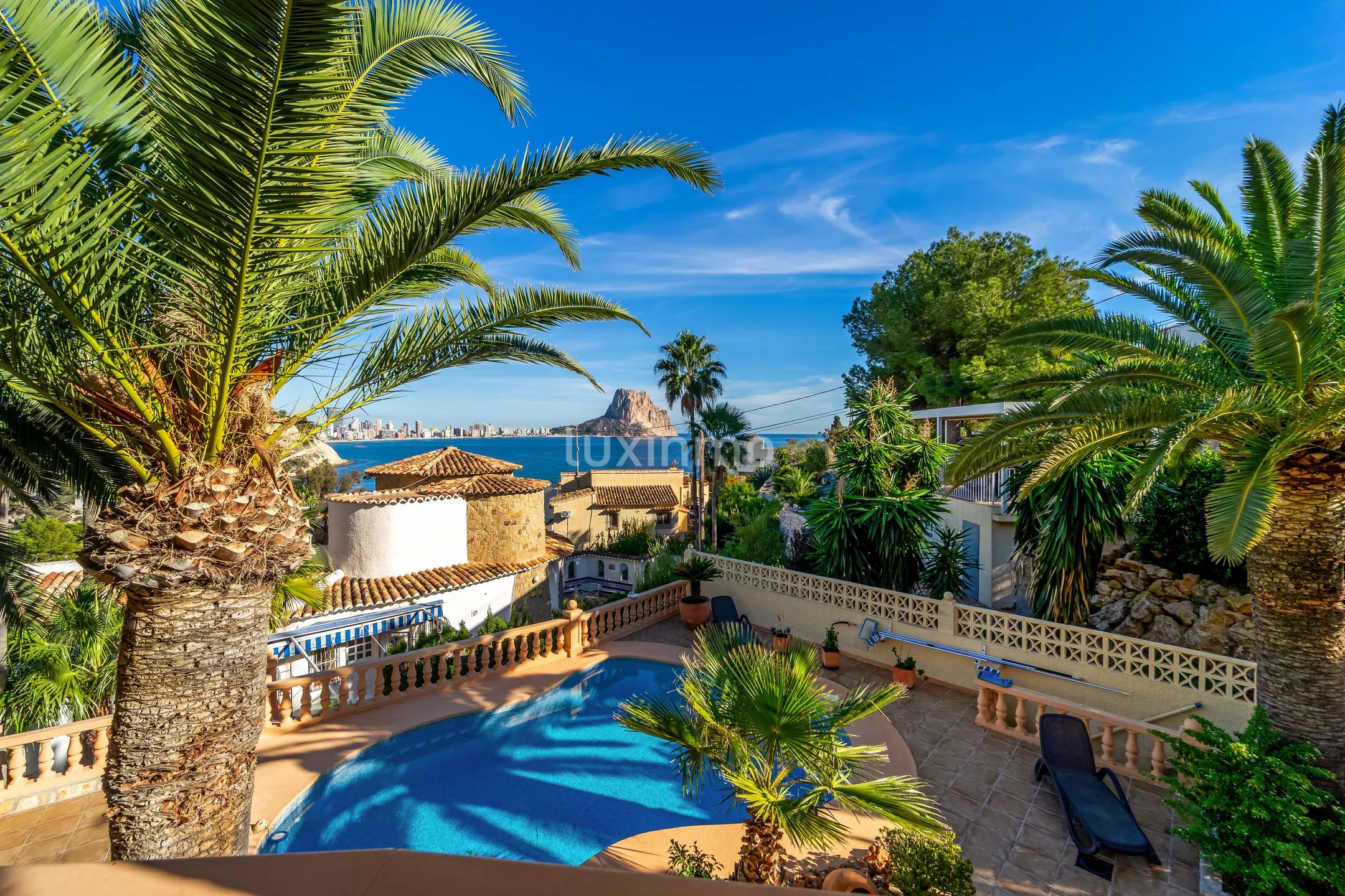 Impresionante villa mediterránea de 5 dormitorios con preciosas vistas al mar en Calpe — photo 3