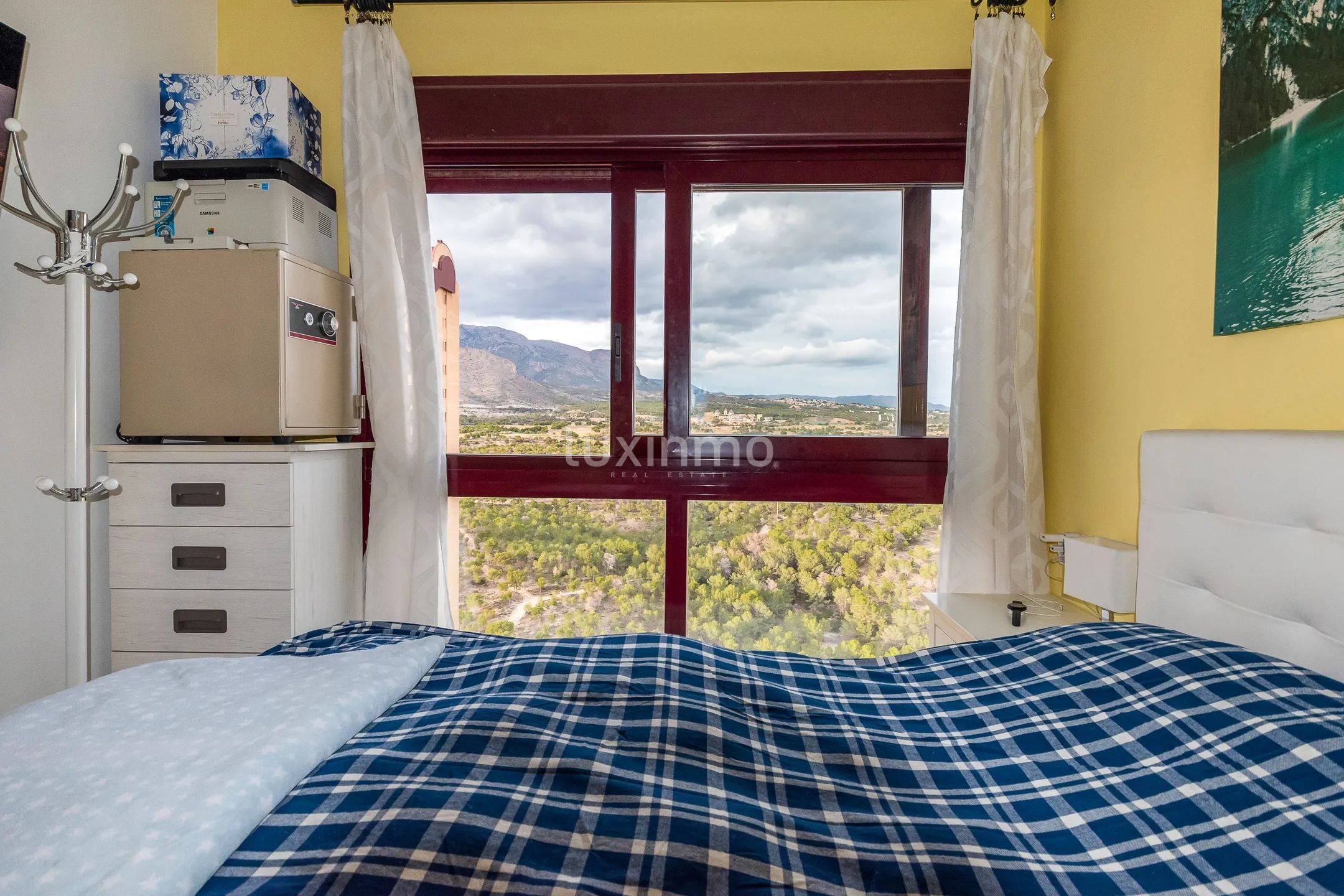 Renovated flat with sea views in Benidorm — photo 18