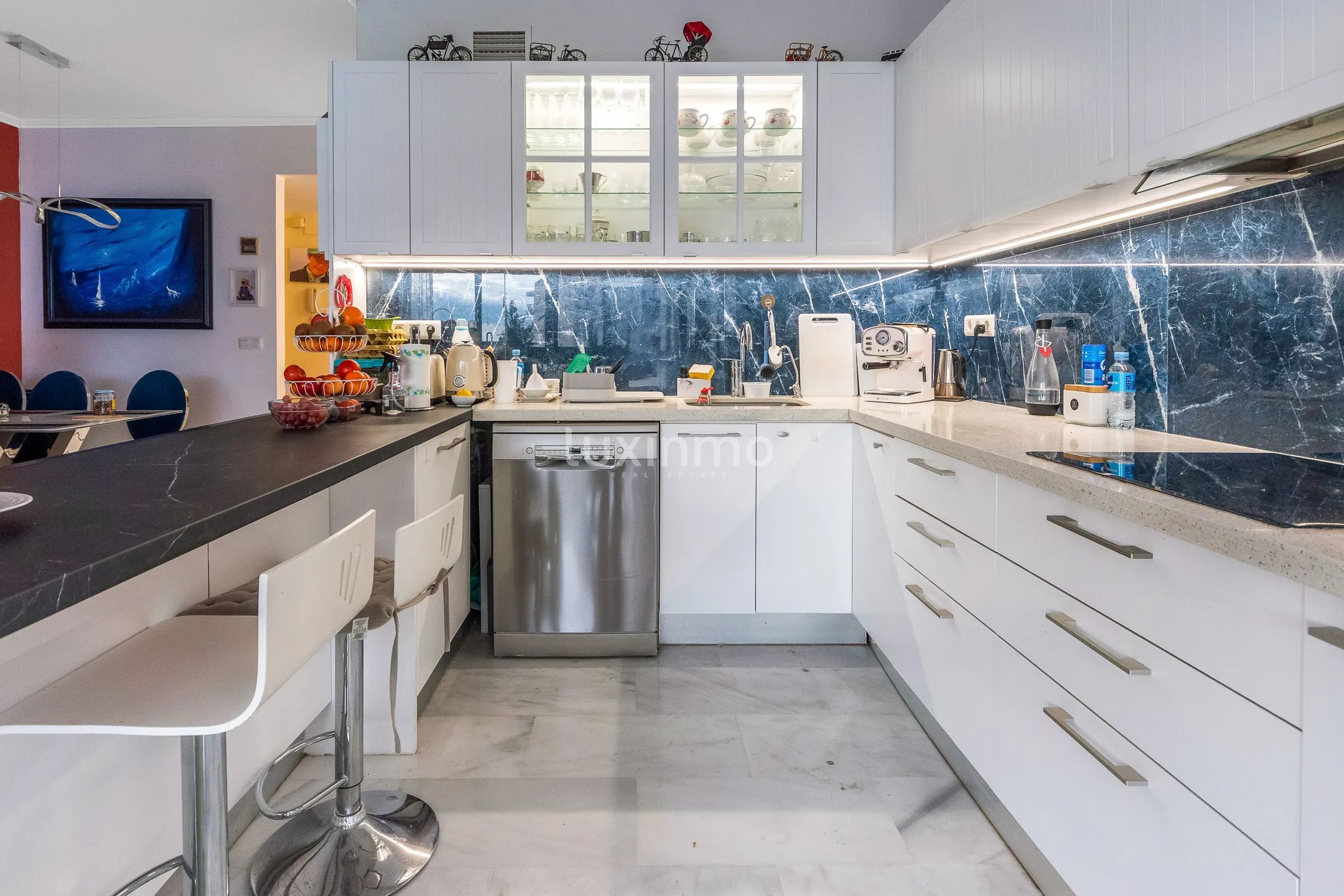 Renovated flat with sea views in Benidorm — photo 13