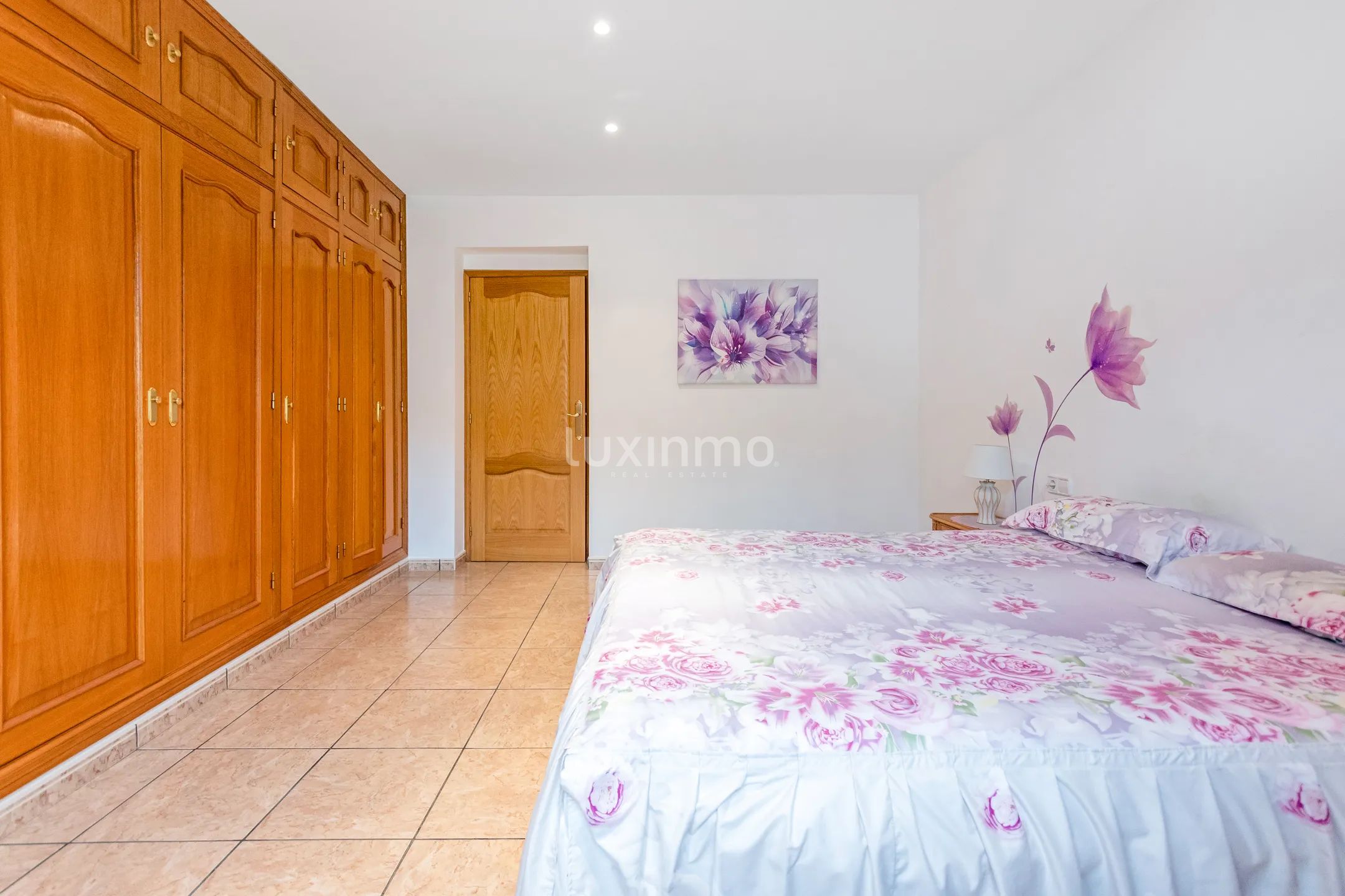 House with private pool and large plot for sale in Altea — photo 10