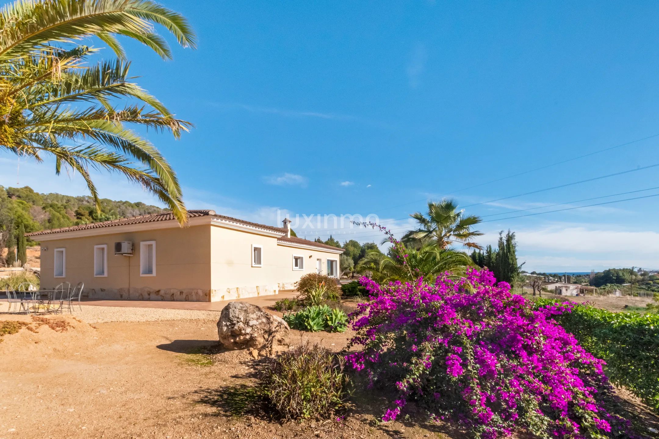 House with private pool and large plot for sale in Altea — photo 22