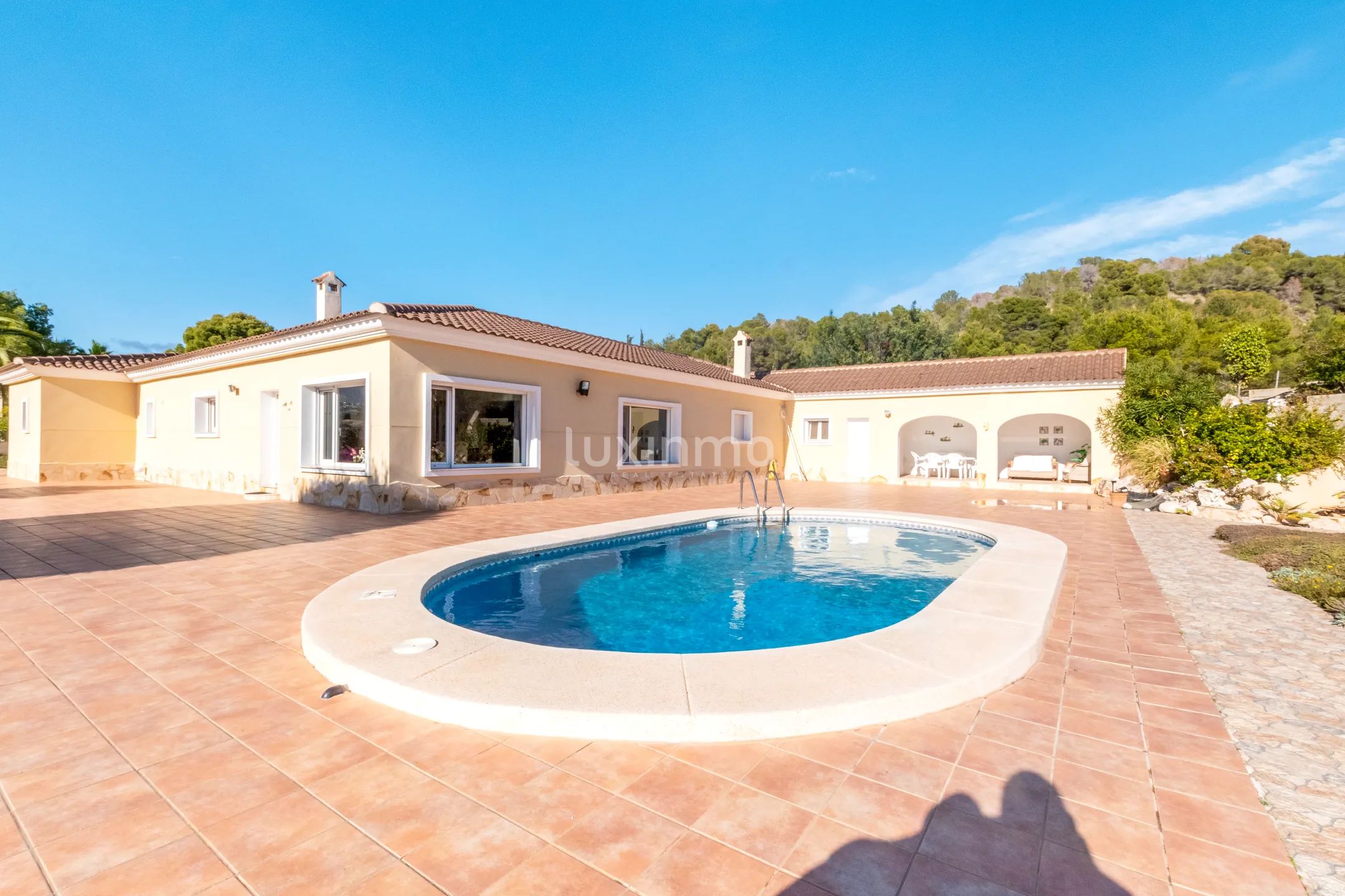 House with private pool and large plot for sale in Altea — photo 20