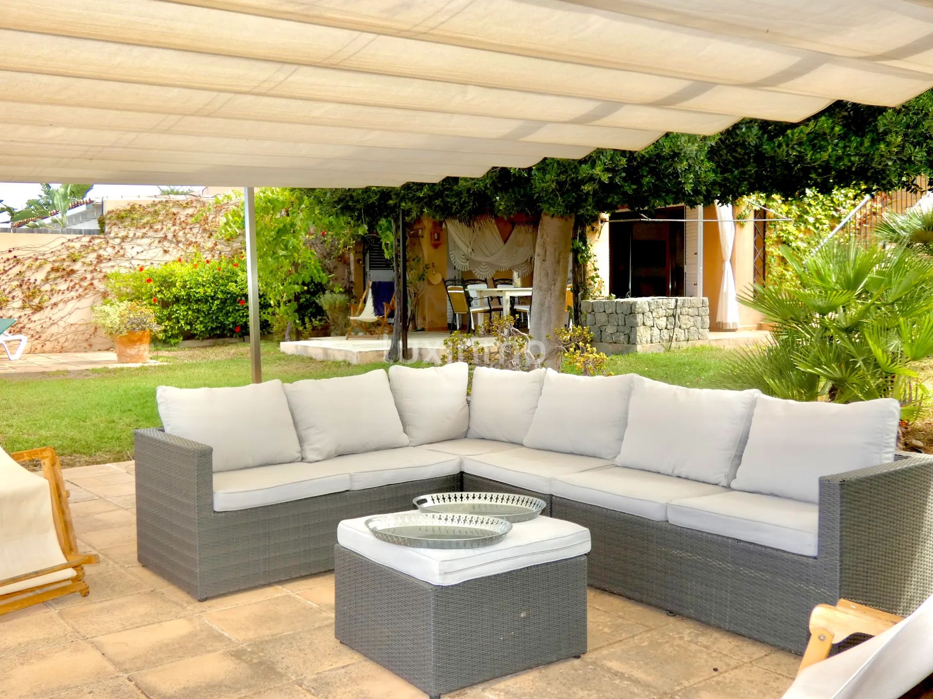 Charming semi-detached house with sea views in Cala Tarida — photo 5