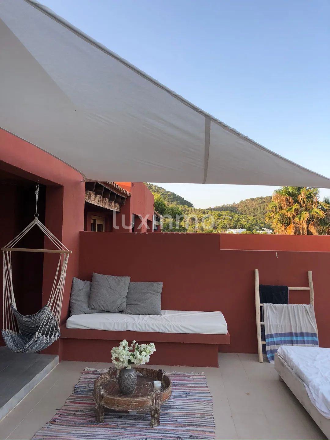 Charming  mediterranean semi-detached house with sunset views in Cala Tarida — photo 8