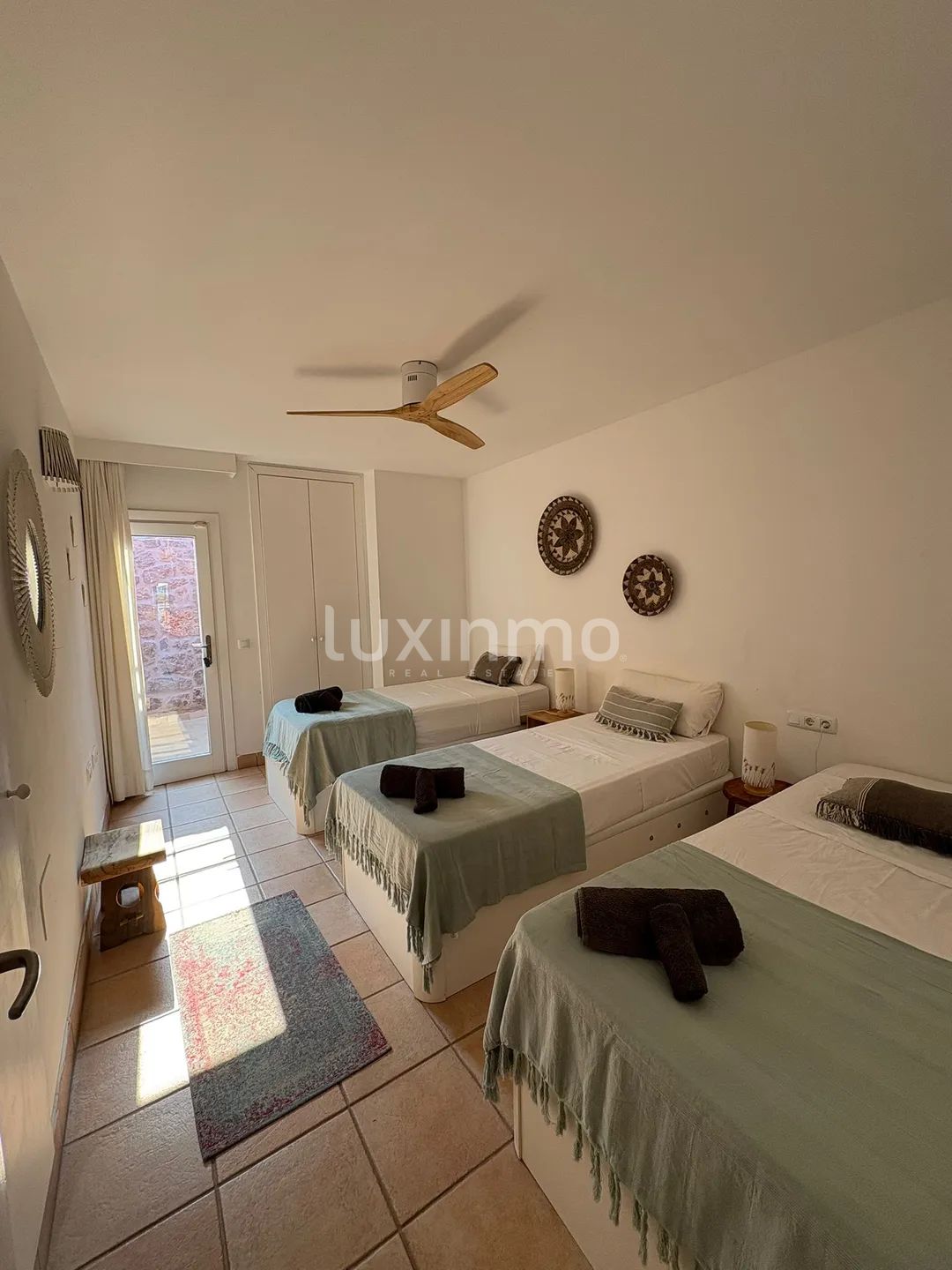 Charming  mediterranean semi-detached house with sunset views in Cala Tarida — photo 25