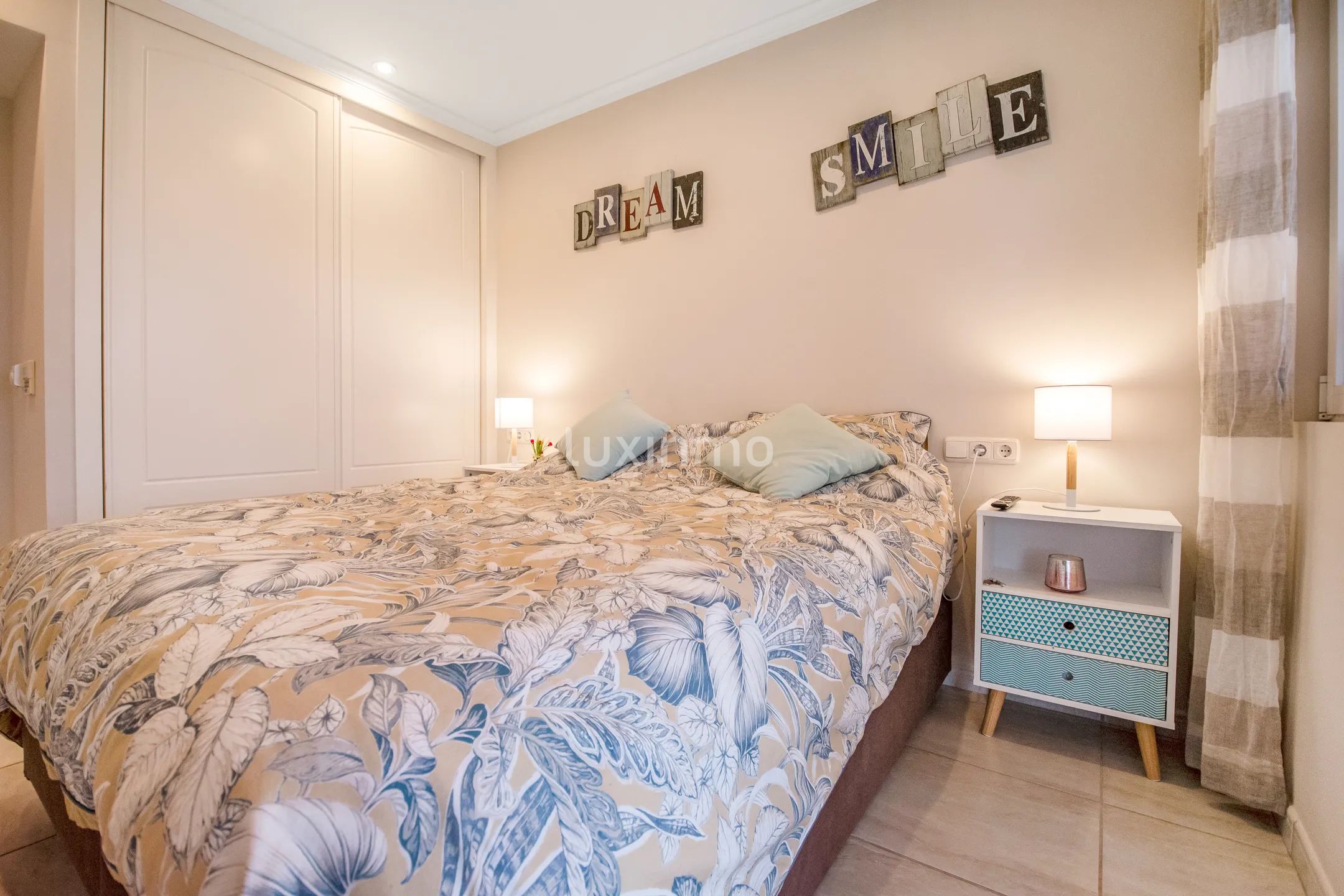 Moderne 6-Schlafzimmer-Villa mit privatem Pool und Meerblick in Alfáz Del Pí — photo 26