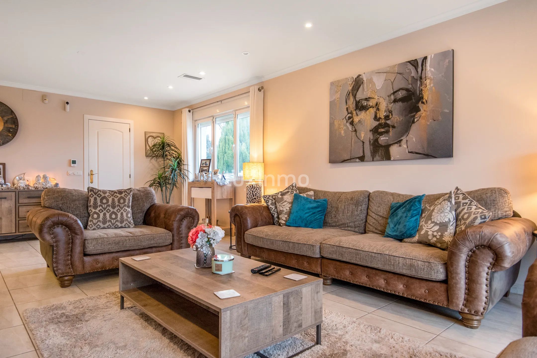 Moderne 6-Schlafzimmer-Villa mit privatem Pool und Meerblick in Alfáz Del Pí — photo 13