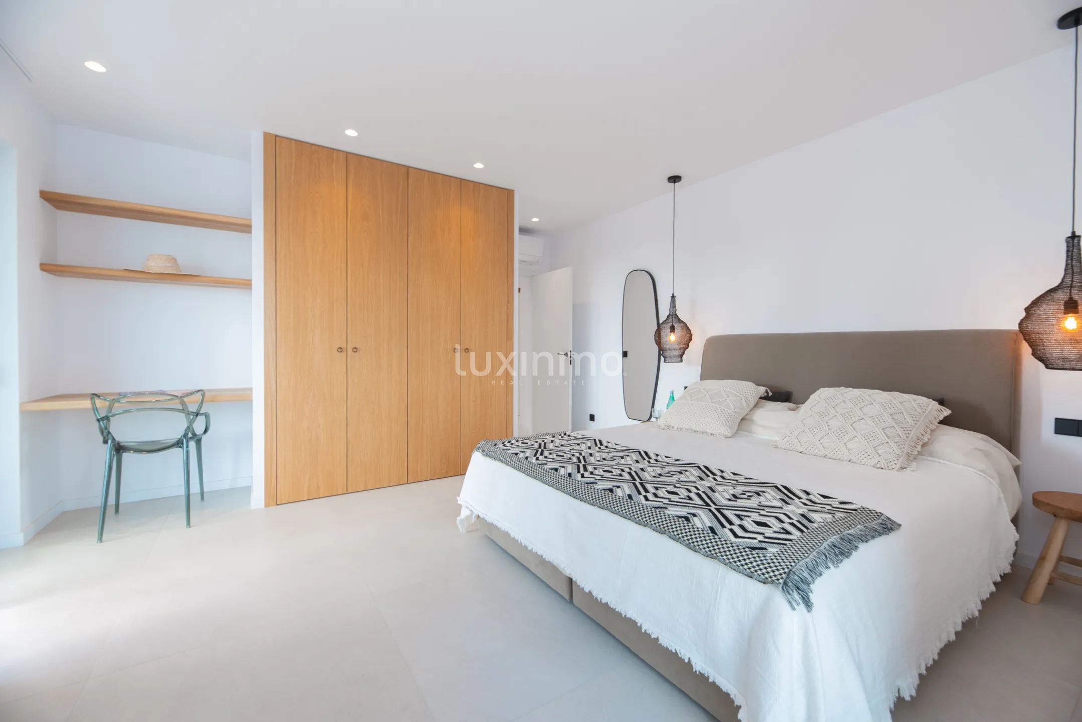 Luxueuze villa met 4 slaapkamers voor een eenvoudig leven in Sa Carroca — photo 24