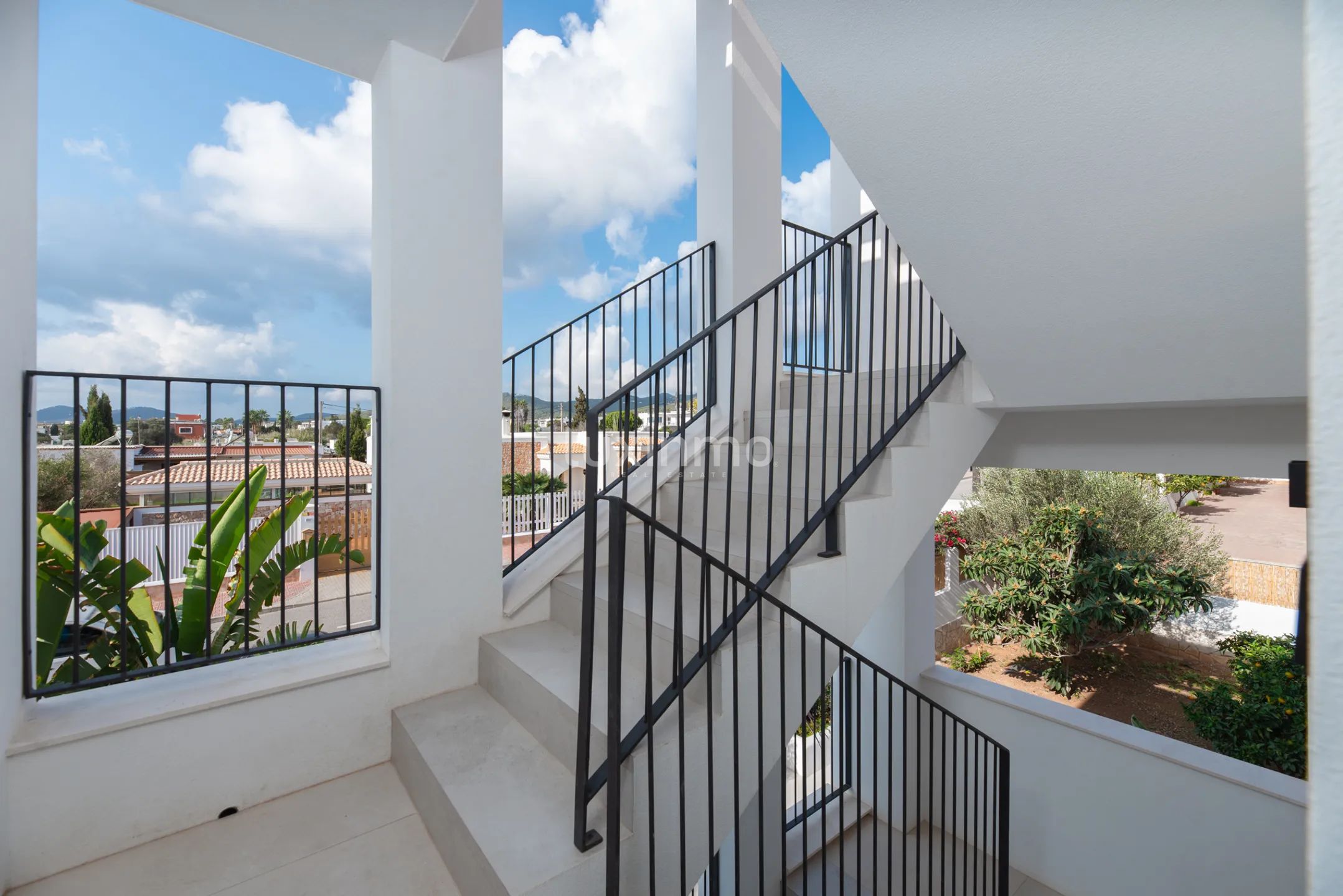 Luxurious 4-Bedroom villa for easy life in Sa Carroca — photo 26