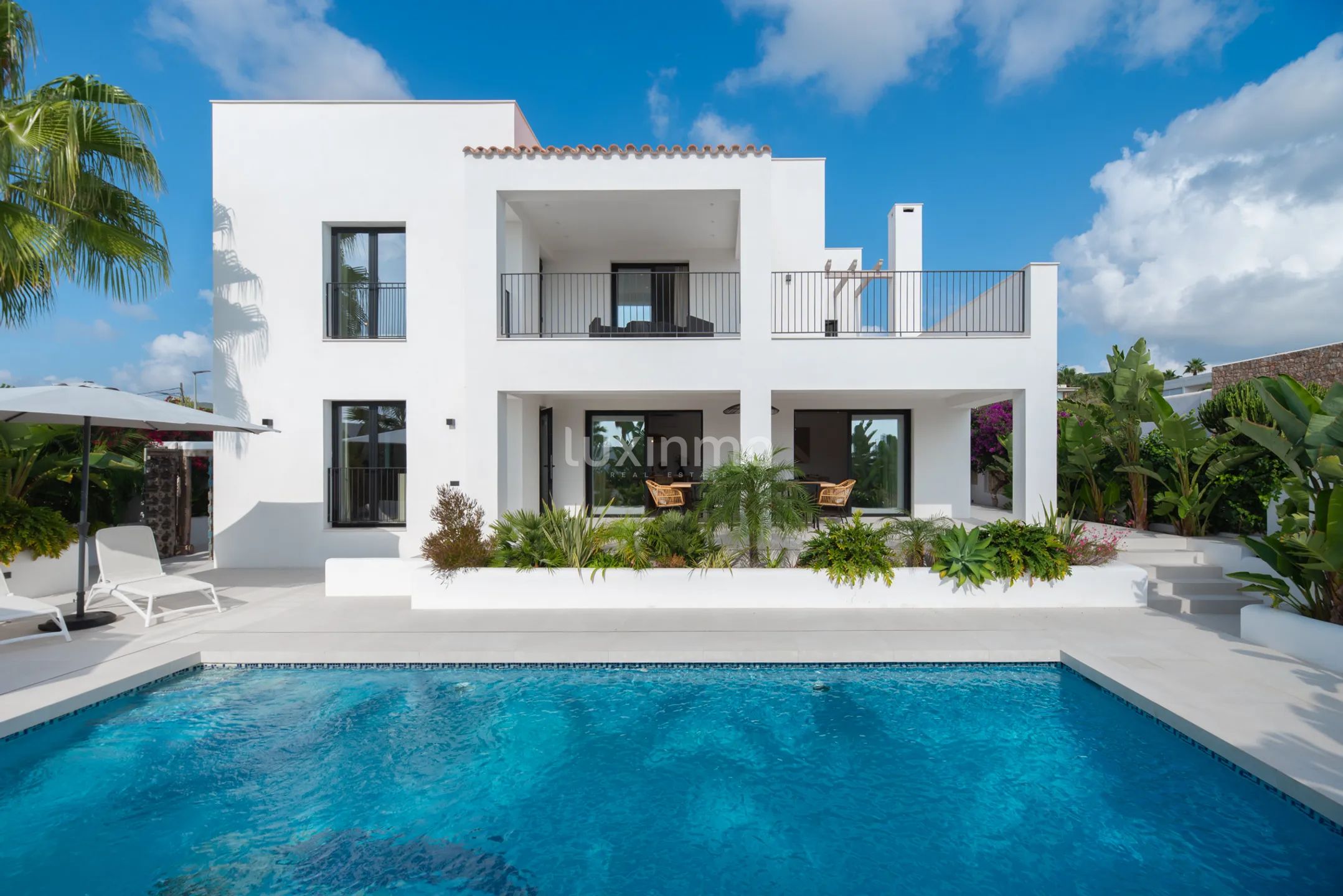 Luxueuze villa met 4 slaapkamers voor een eenvoudig leven in Sa Carroca — photo 1